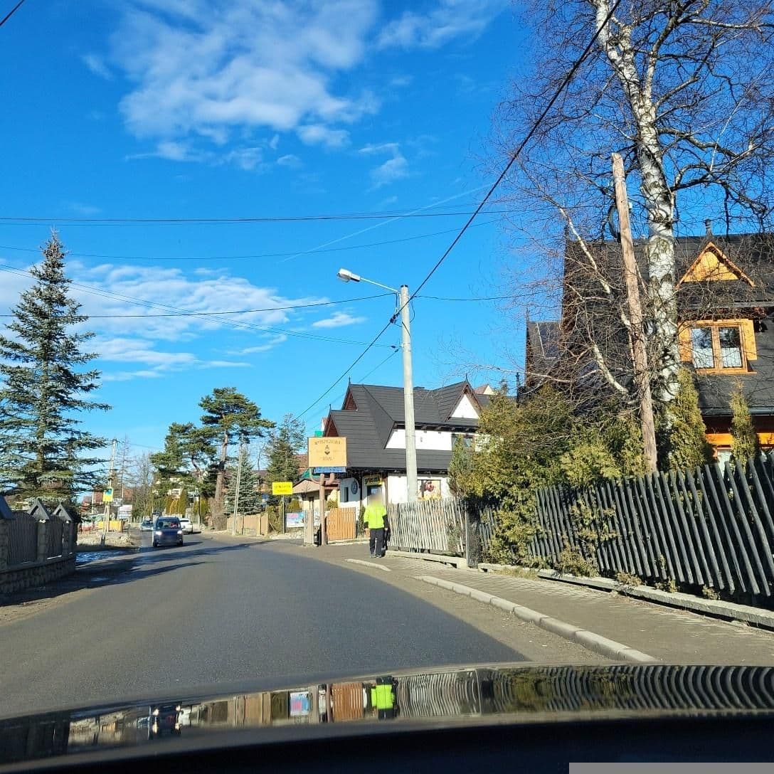Street view near Wynajem Pokoi. Żywienie. Topór Andrzej Bukowina Tatrzańska, Bukowina Tatrzańska — © picturehoover (CC BY-SA · Mapillary)
