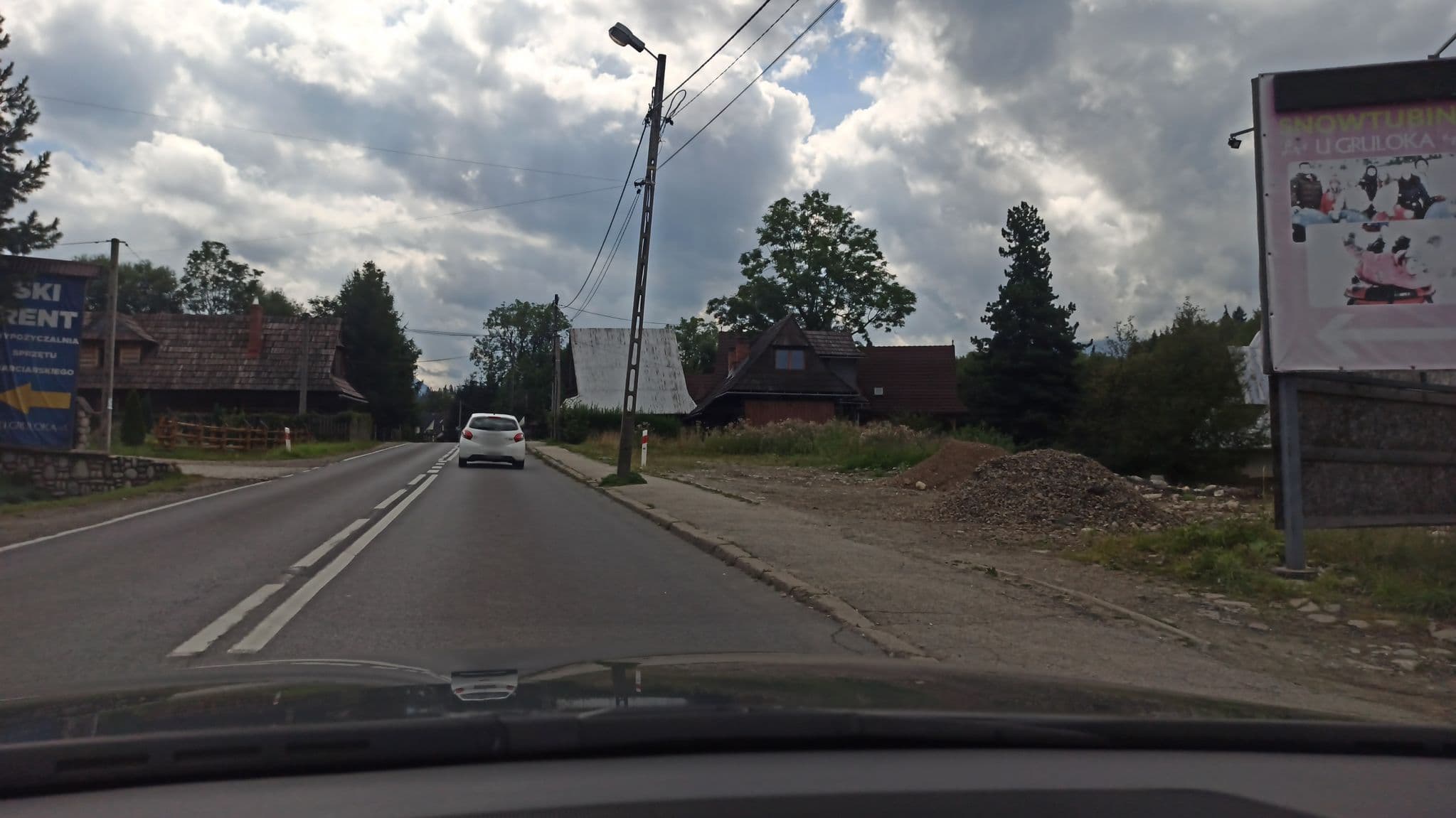 Street view near U Gruloka, Poronin — © gandal543 (CC BY-SA · Mapillary)