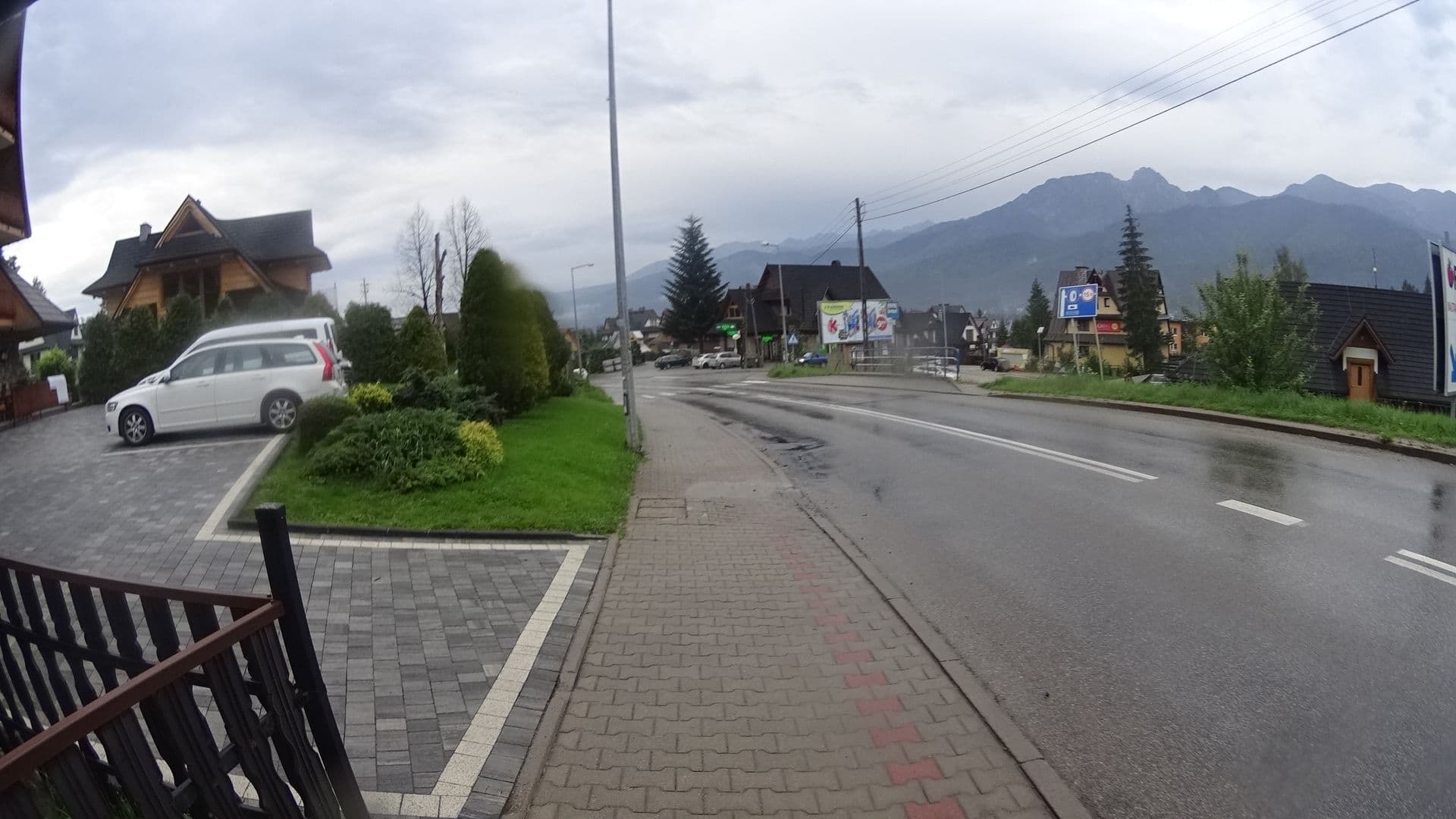 Street view near Apartamenty z Basenem, Kościelisko — © awizonosz (CC BY-SA · Mapillary)