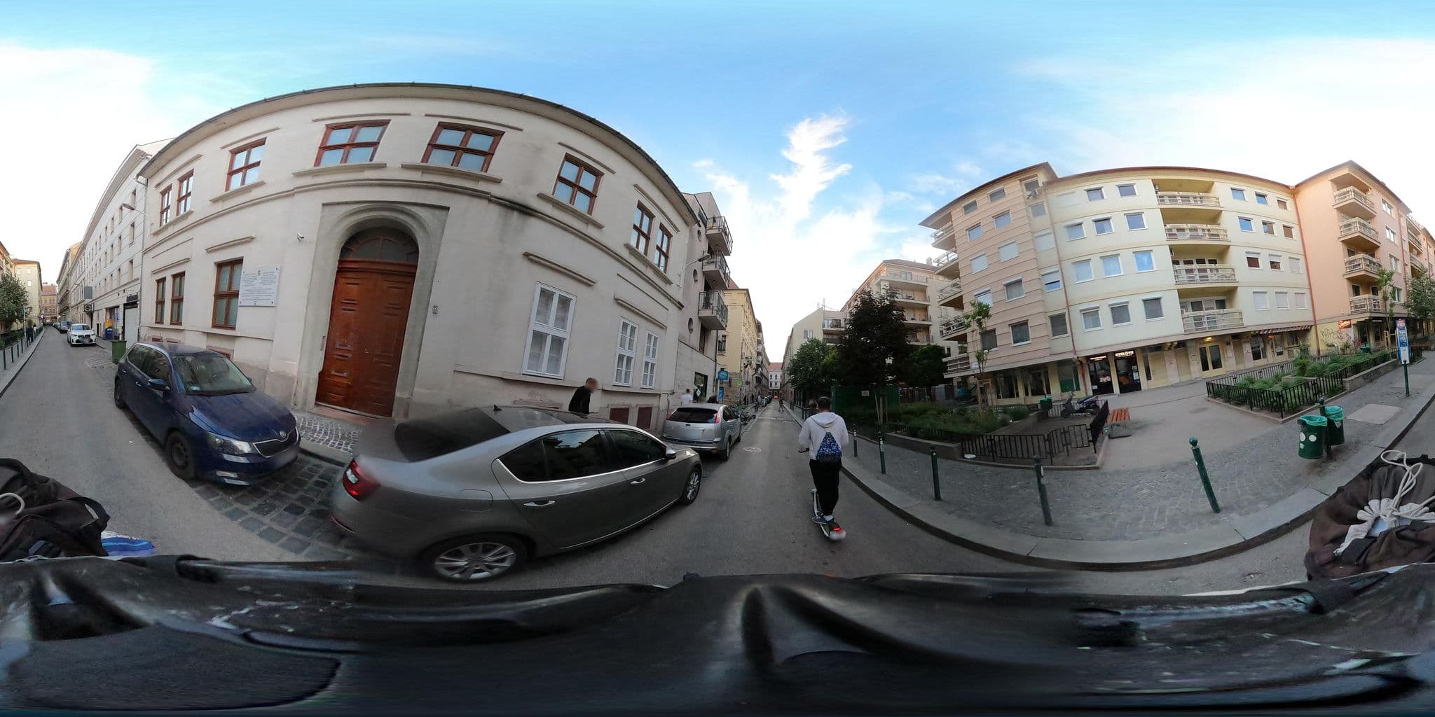 Street view near Vagabond Gozsdu, Budapest V. kerület — © grozsa11 (CC BY-SA · Mapillary)