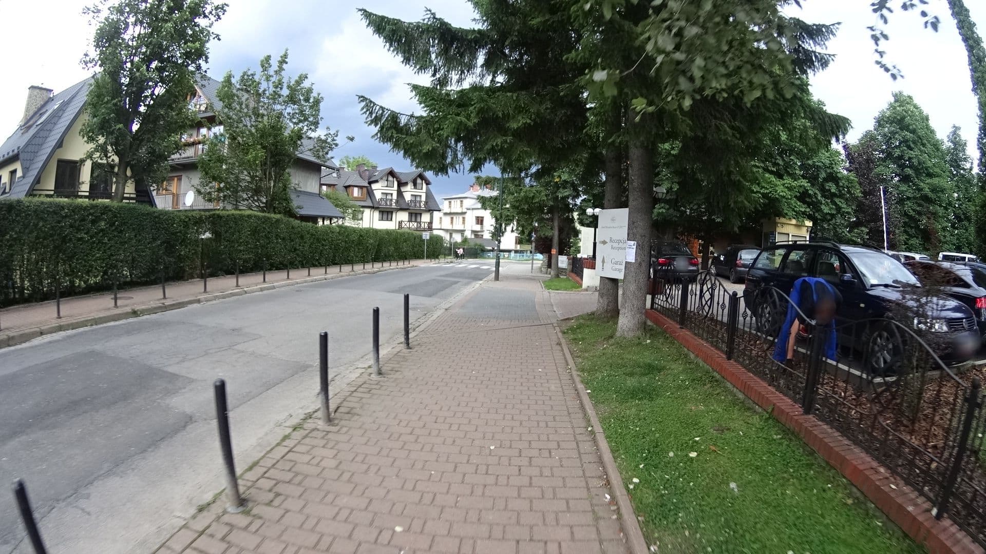 Street view near Polskie Tatry Zespół Pensjonatów Dolina Białego S.A., Zakopane — © awizonosz (CC BY-SA · Mapillary)