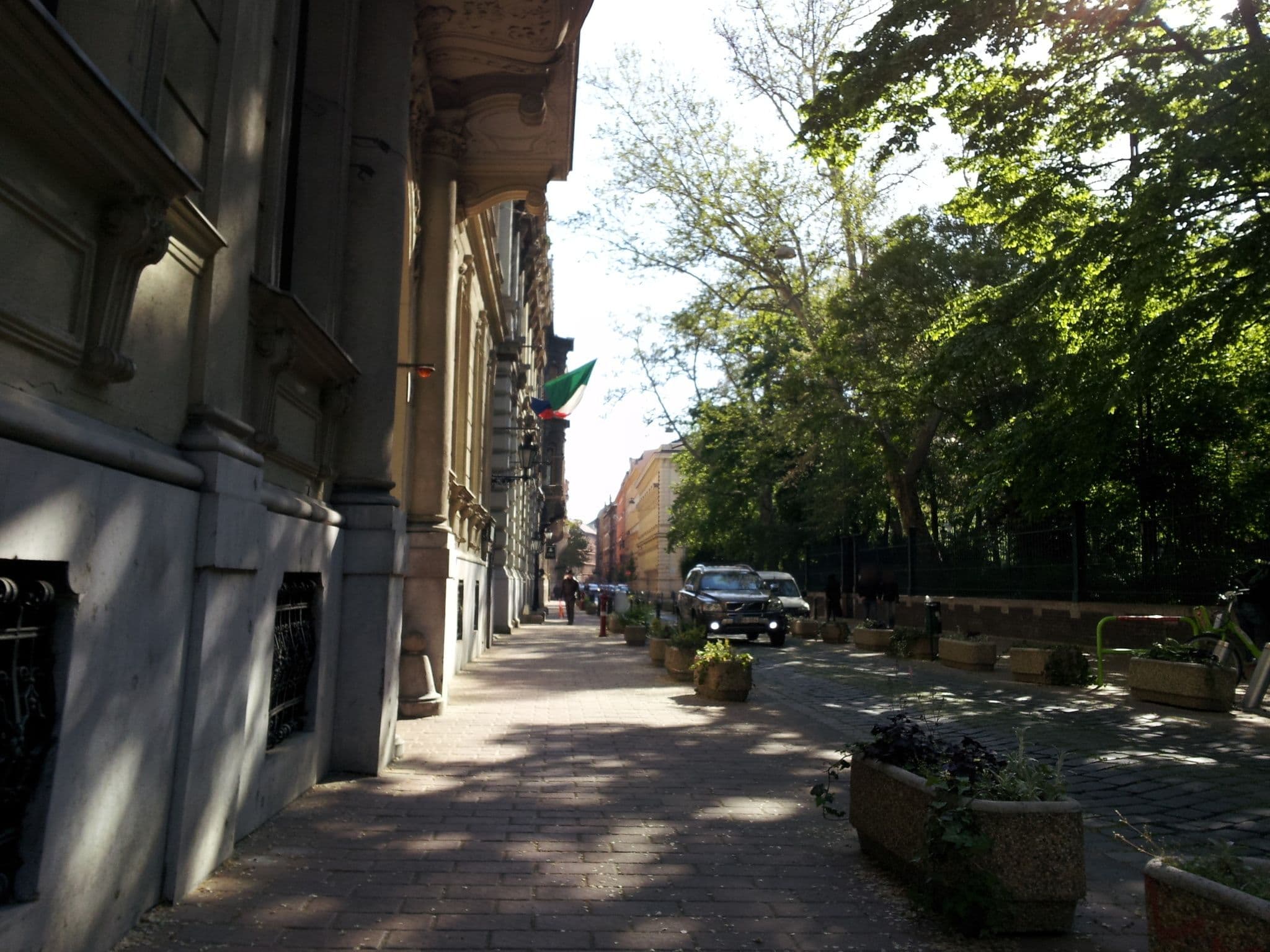 Street view near Budapest Bubble, Palotanegyed — © kolesajr (CC BY-SA · Mapillary)