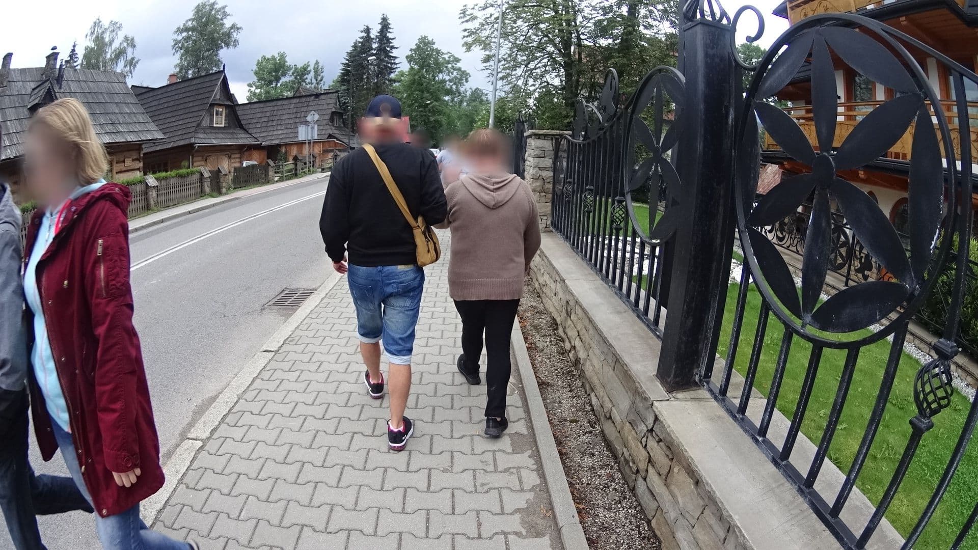 Street view near Liberta Inn - Górski Hyr Iwona Siuty, Zakopane — © awizonosz (CC BY-SA · Mapillary)