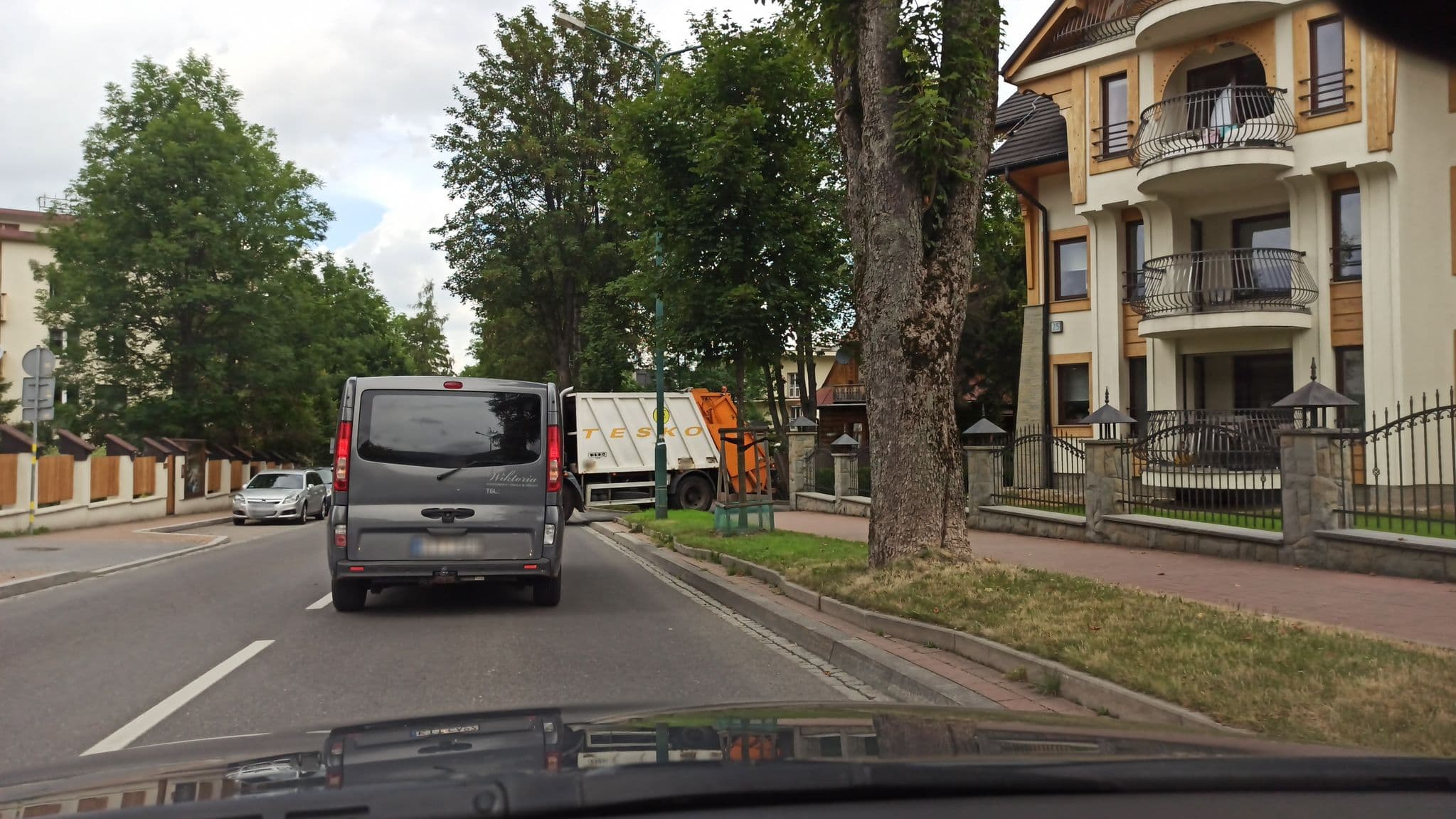 Street view near Apartamenty Niebanalne, Zakopane — © gandal543 (CC BY-SA · Mapillary)