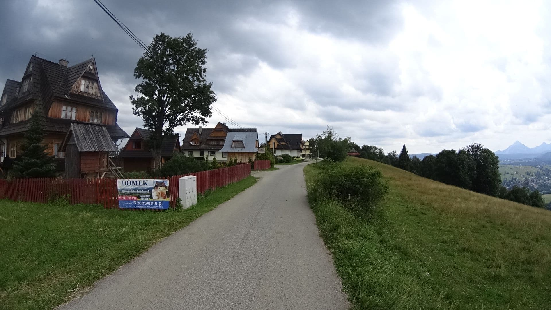 Street view near Gościniec u Bobaków, Poronin — © awizonosz (CC BY-SA · Mapillary)