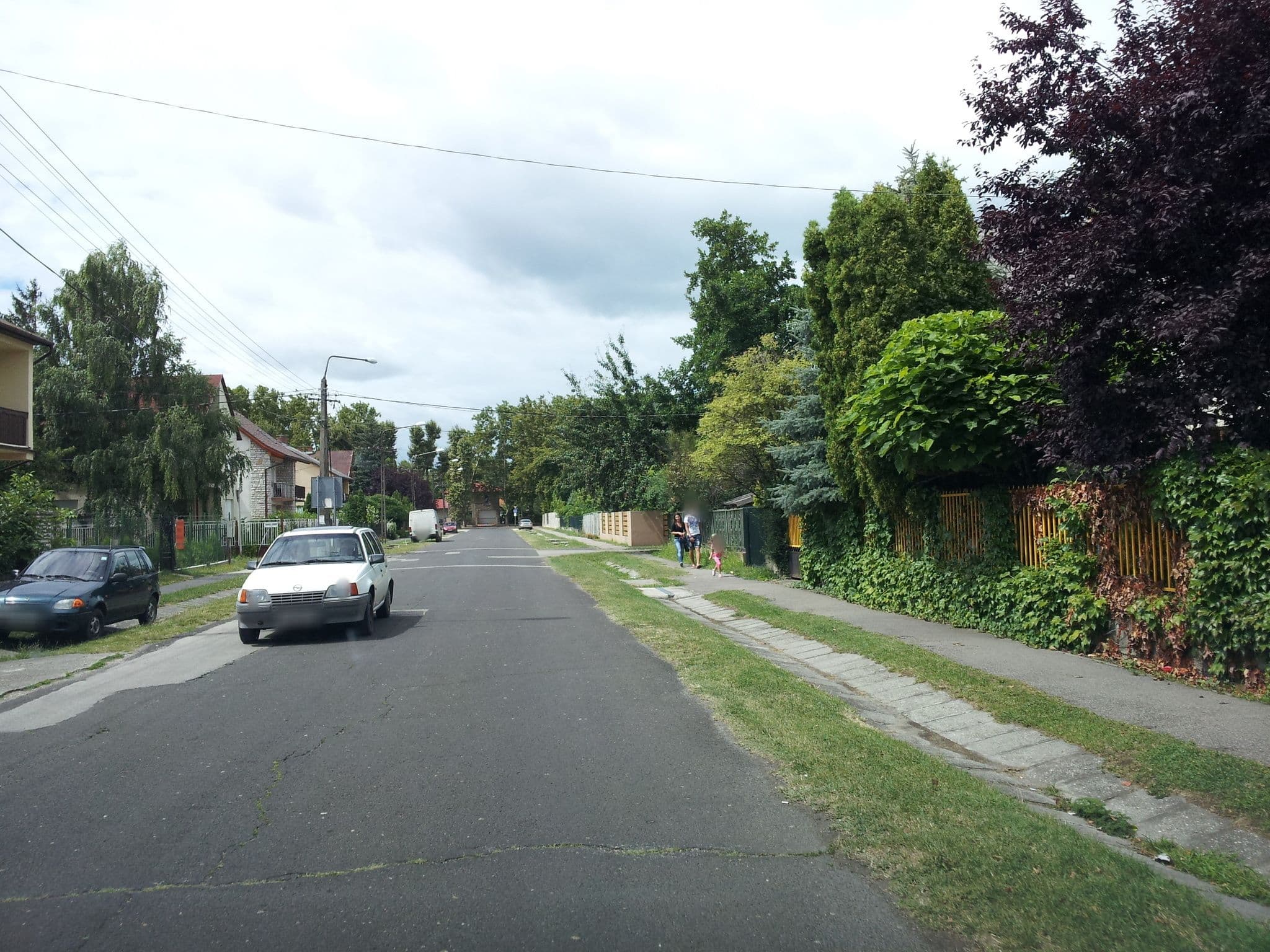 Street view near Balaton Panzió Siófok, Siófok — © kolesajr (CC BY-SA · Mapillary)