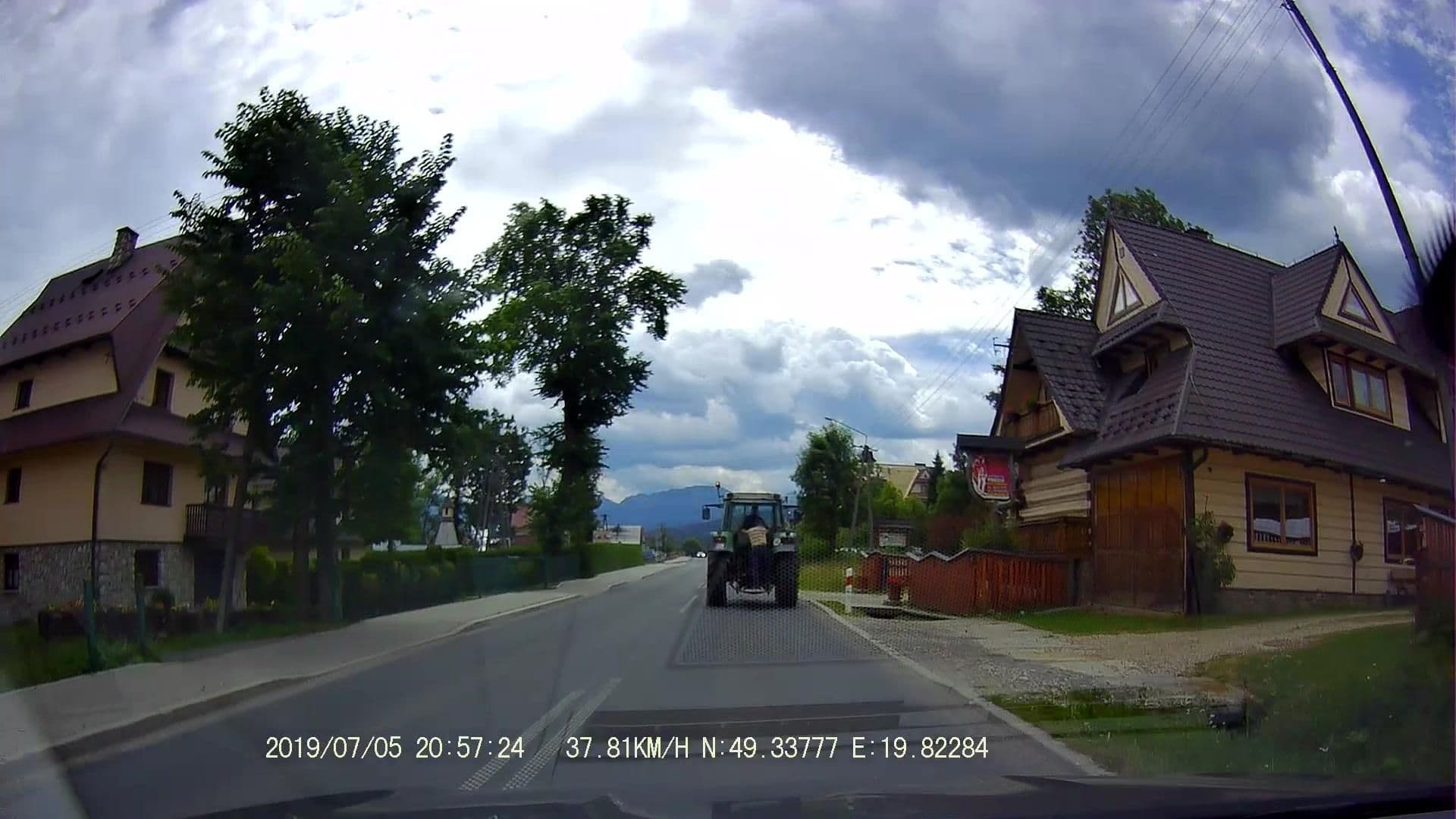Street view near Andrzej Leksander "Pokoje U Eli", Witów — © maxim752 (CC BY-SA · Mapillary)