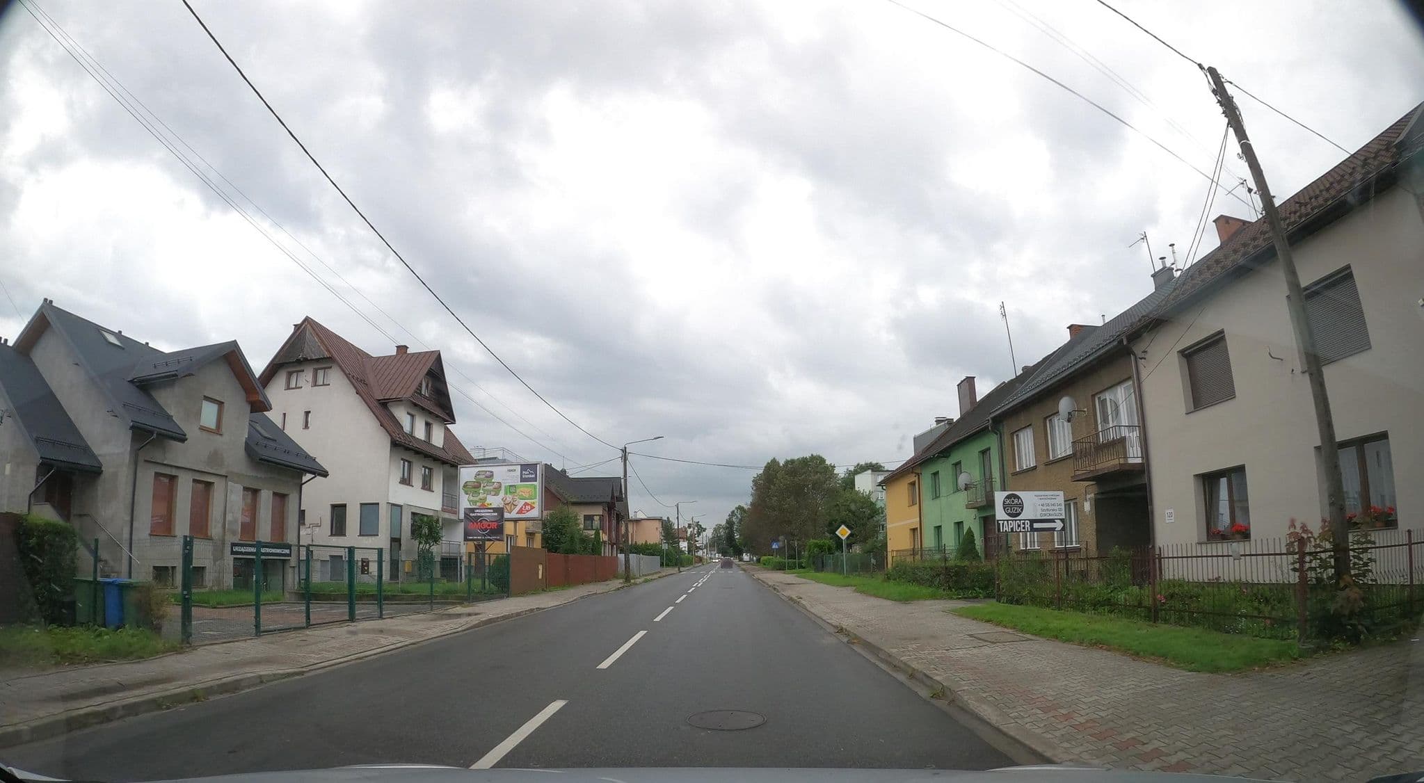Street view near Przedsiębiorstwo Usługowo Handlowe Mustang S.C. Bielak Krystyna Bielak Wiesław, Nowy Targ — © masterofnoroad (CC BY-SA · Mapillary)