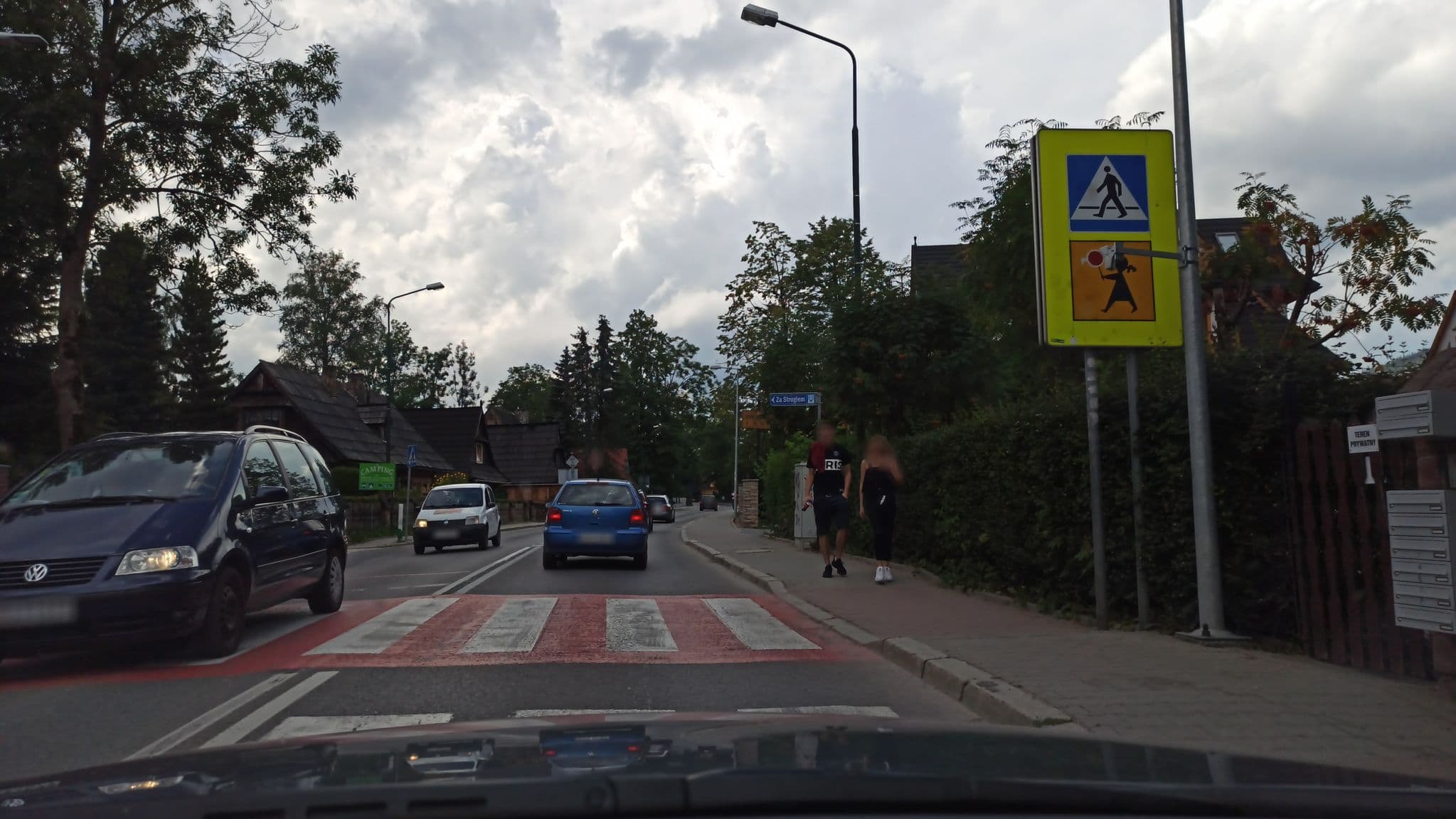 Street view near Apartament Giewont View - wczasy w górach, Zakopane — © gandal543 (CC BY-SA · Mapillary)