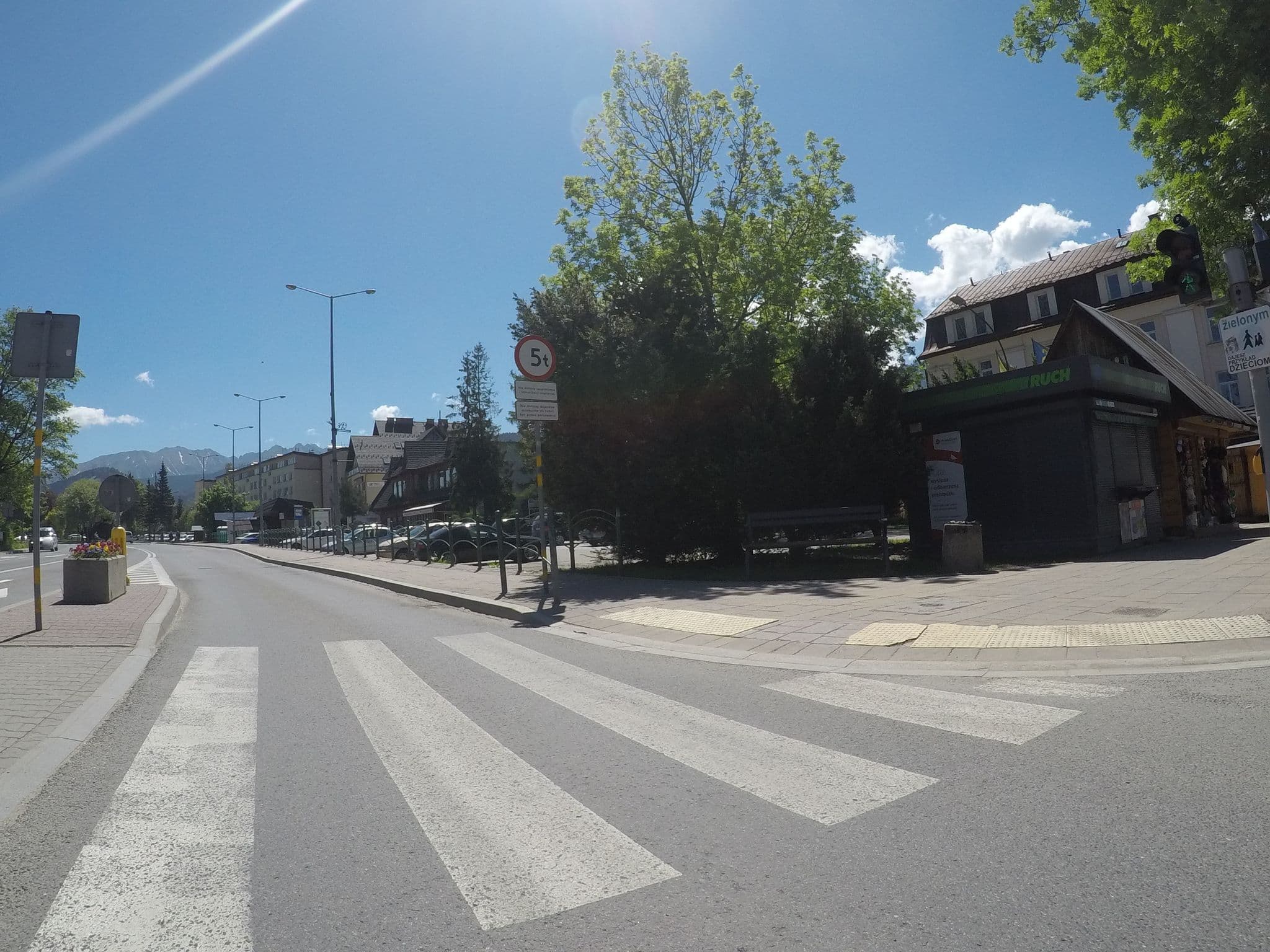 Street view near Wojnarówka. Hotel, Zakopane — © chrisbeddow (CC BY-SA · Mapillary)