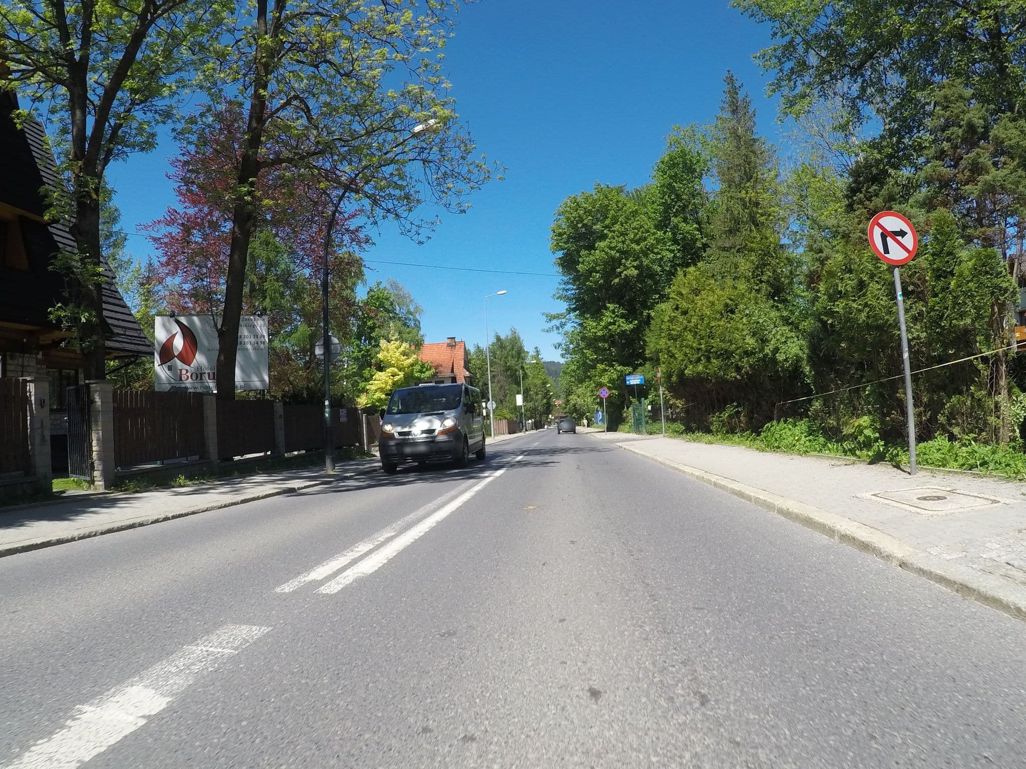 Street view near Apartamenty Snow & Fun, Zakopane — © chrisbeddow (CC BY-SA · Mapillary)
