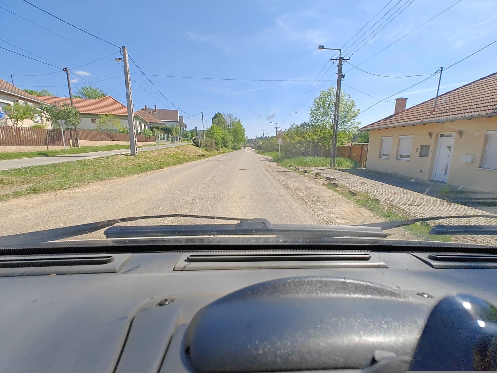 Street view near ÖKO-Land Tábor, Rétság — © Winner_hun (CC BY-SA · Mapillary)