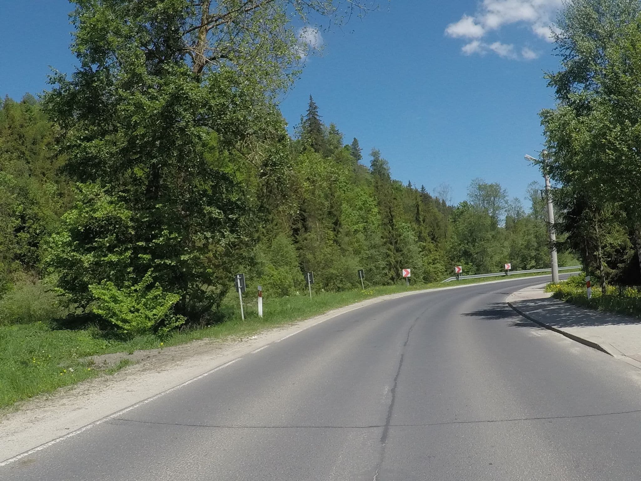 Street view near Pensjonat Krystynka, Poronin — © chrisbeddow (CC BY-SA · Mapillary)