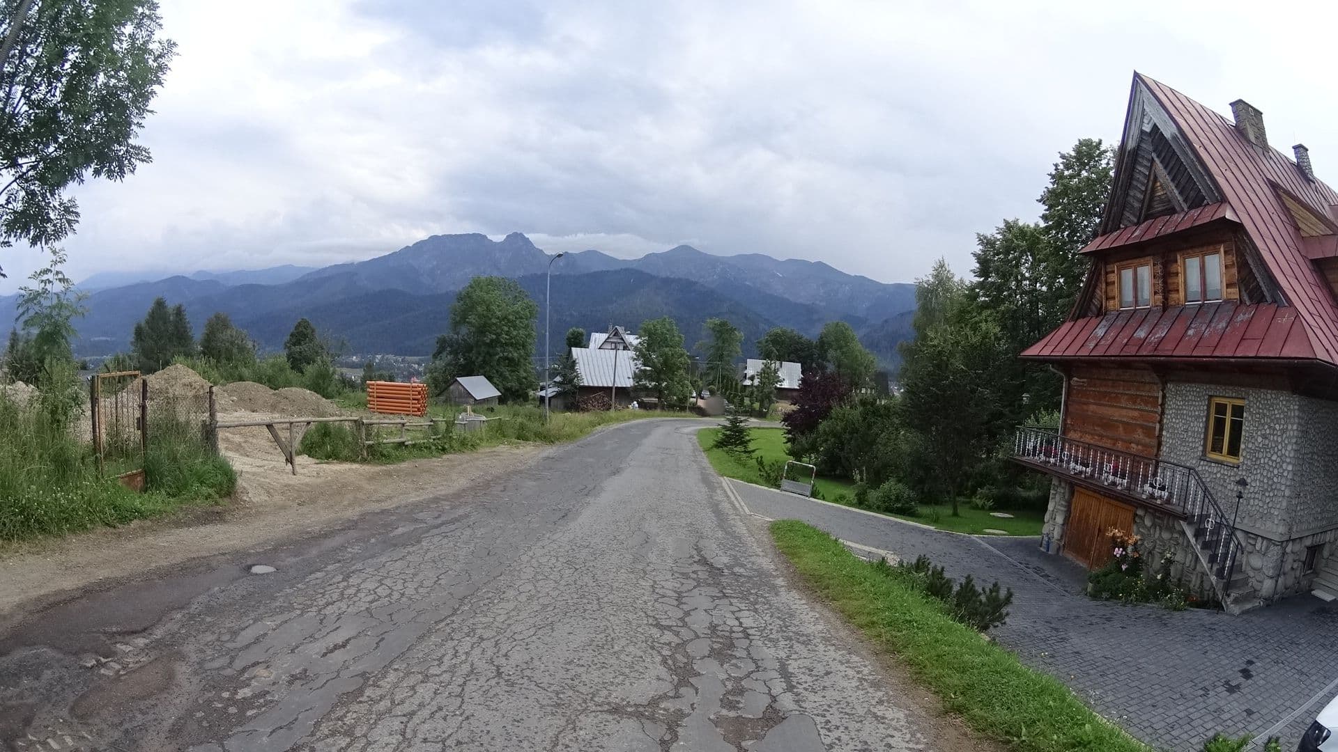 Street view near Bukowska Agnieszka. Noclegi, Kościelisko — © awizonosz (CC BY-SA · Mapillary)