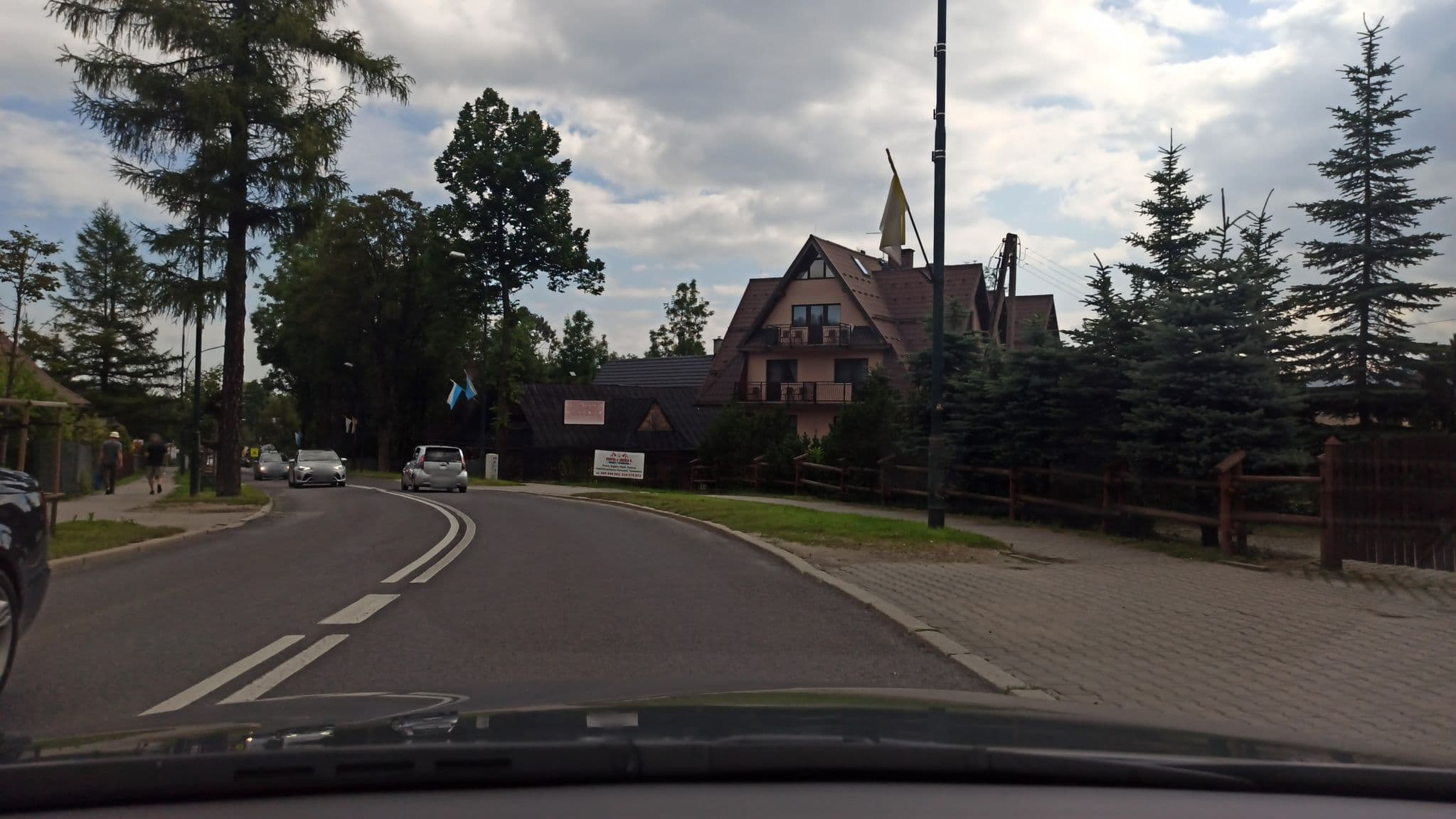 Street view near Brzoza Józefa. Wynajem pokoi, Zakopane — © gandal543 (CC BY-SA · Mapillary)