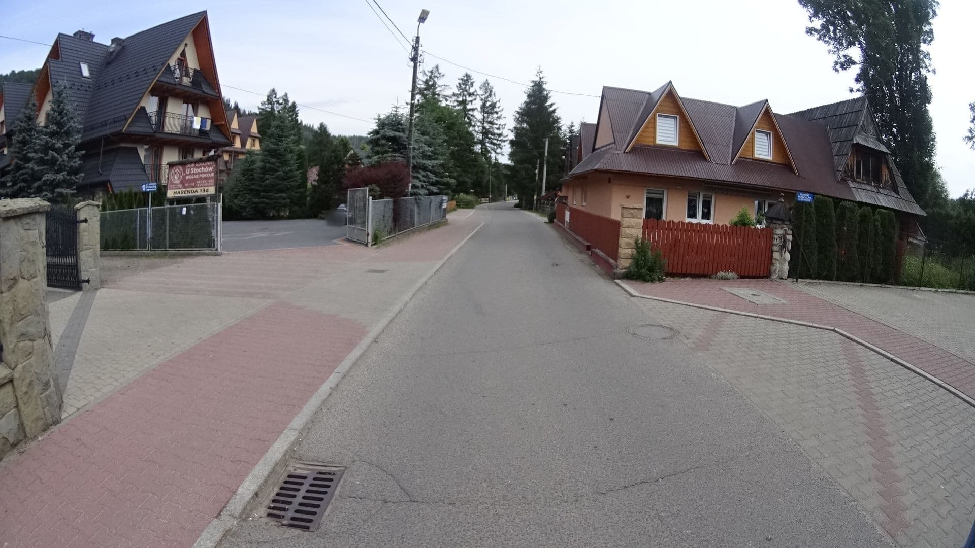 Street view near Dom Goscinny U Stochow, Poronin — © awizonosz (CC BY-SA · Mapillary)