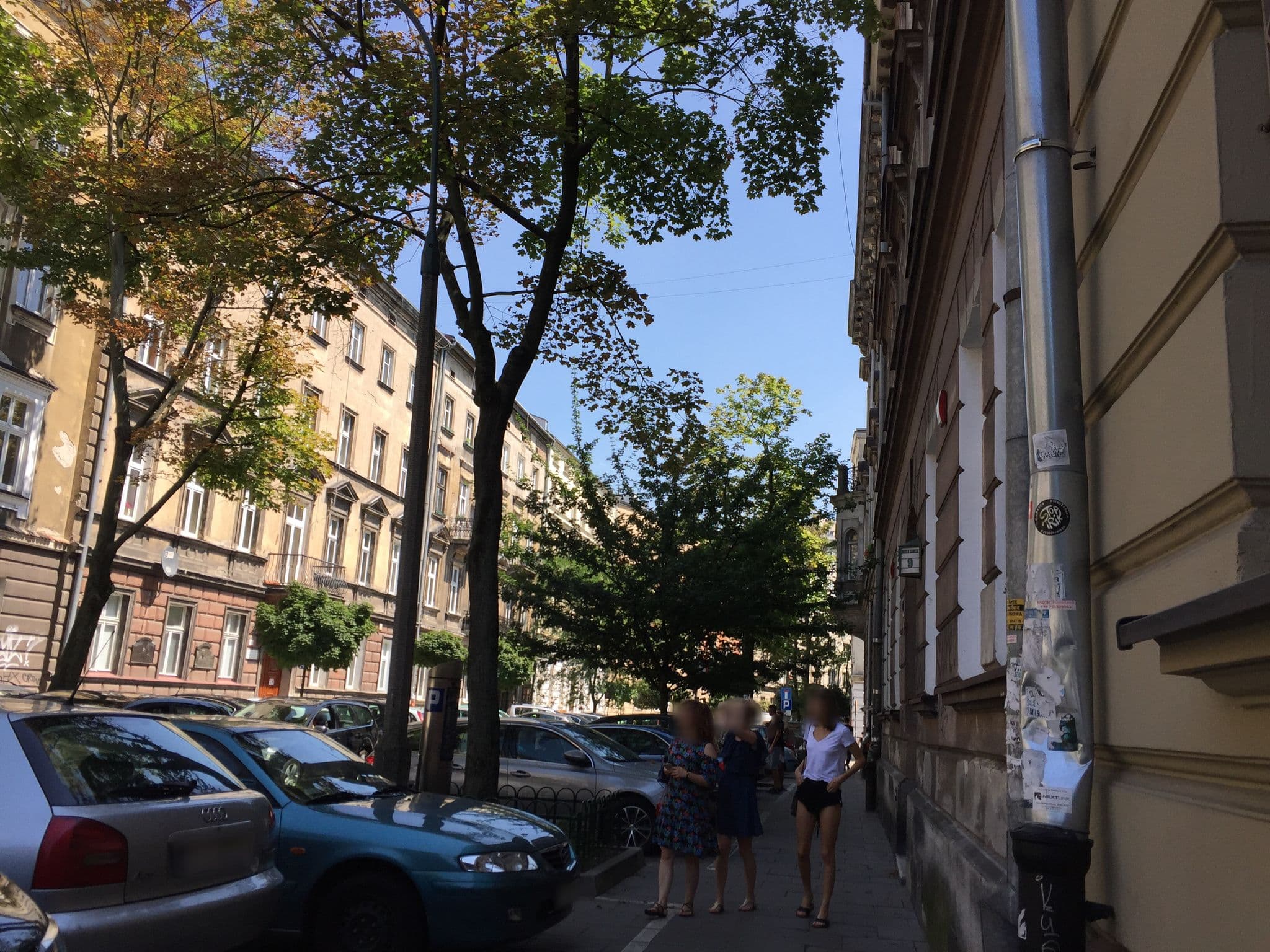 Street view near Habitat Apartments, Kraków — © richlv (CC BY-SA · Mapillary)