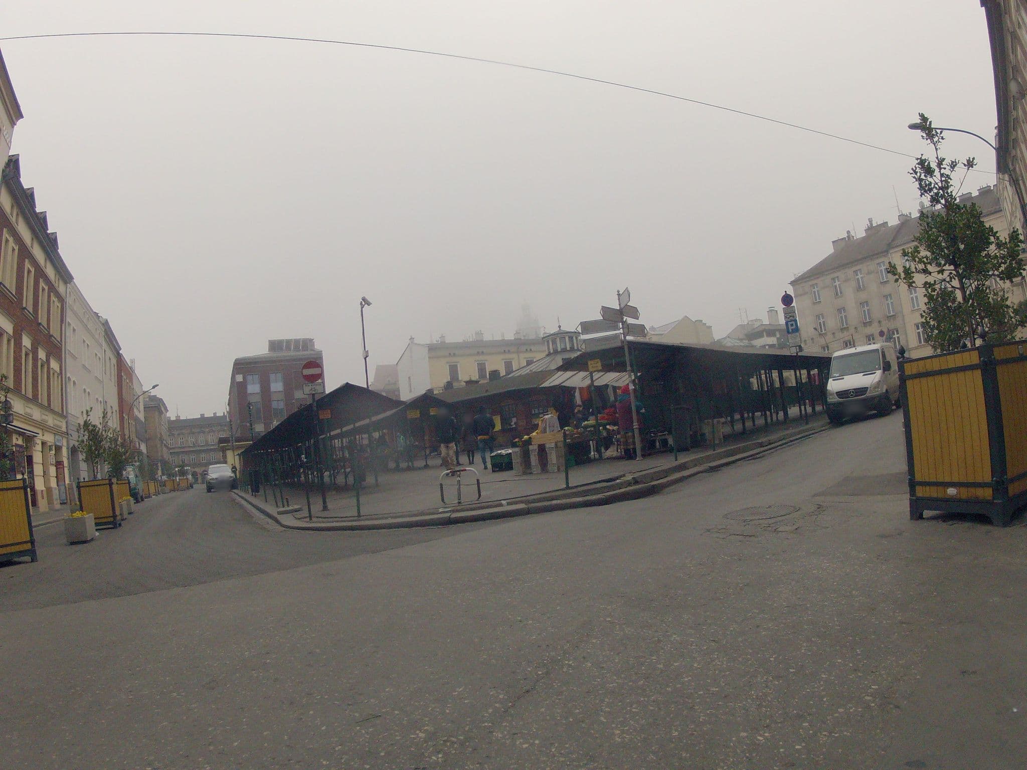 Street view near Balloon Hostel, Kraków — © ekeshkekesh (CC BY-SA · Mapillary)