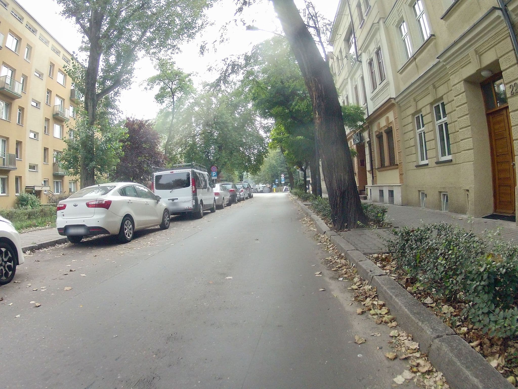 Street view near Rezydencja Krasickiego 24, Kraków — © ekeshkekesh (CC BY-SA · Mapillary)