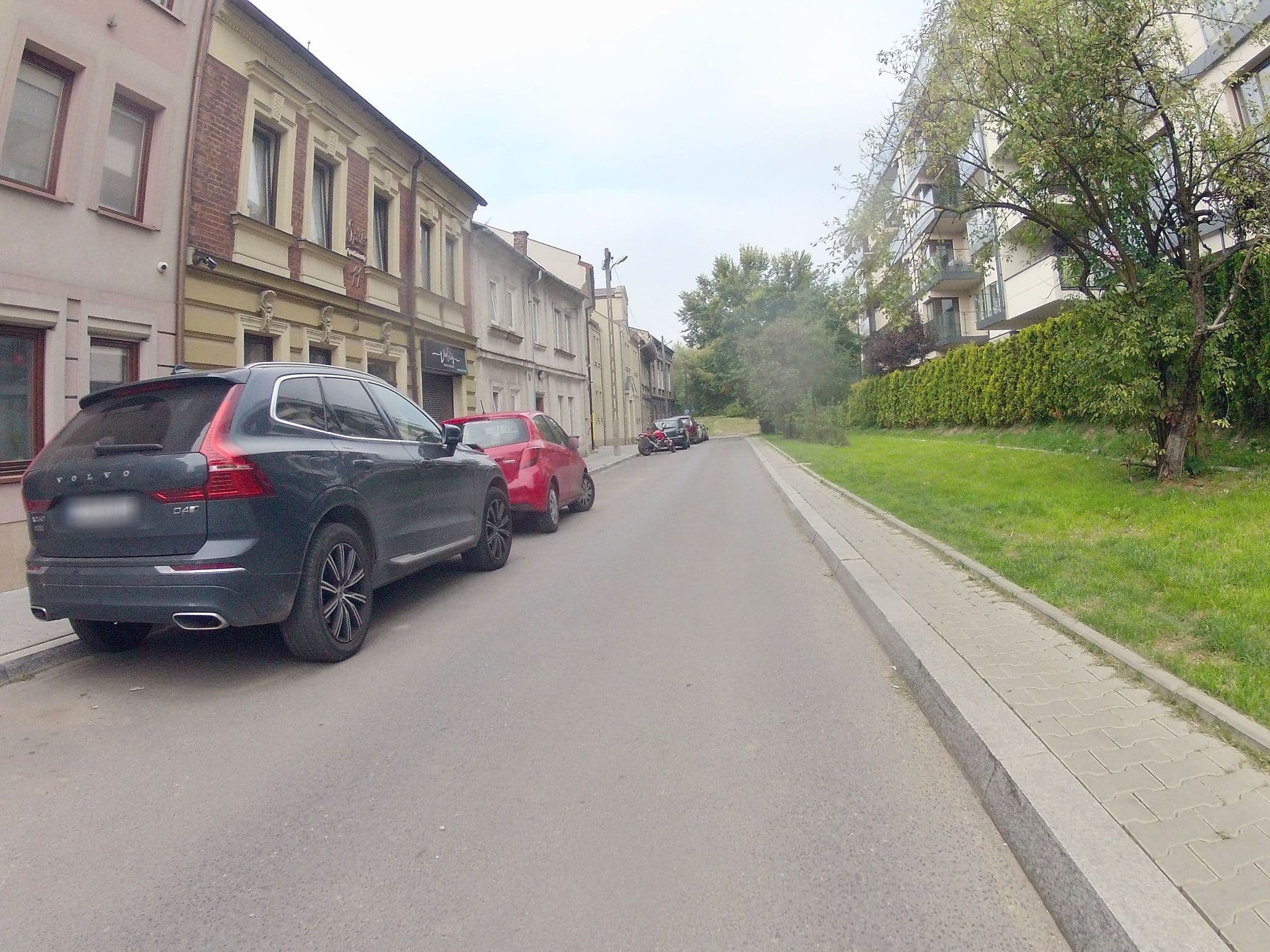 Street view near Apartament Spiska III - noclegi w Krakowie, Kraków — © ekeshkekesh (CC BY-SA · Mapillary)