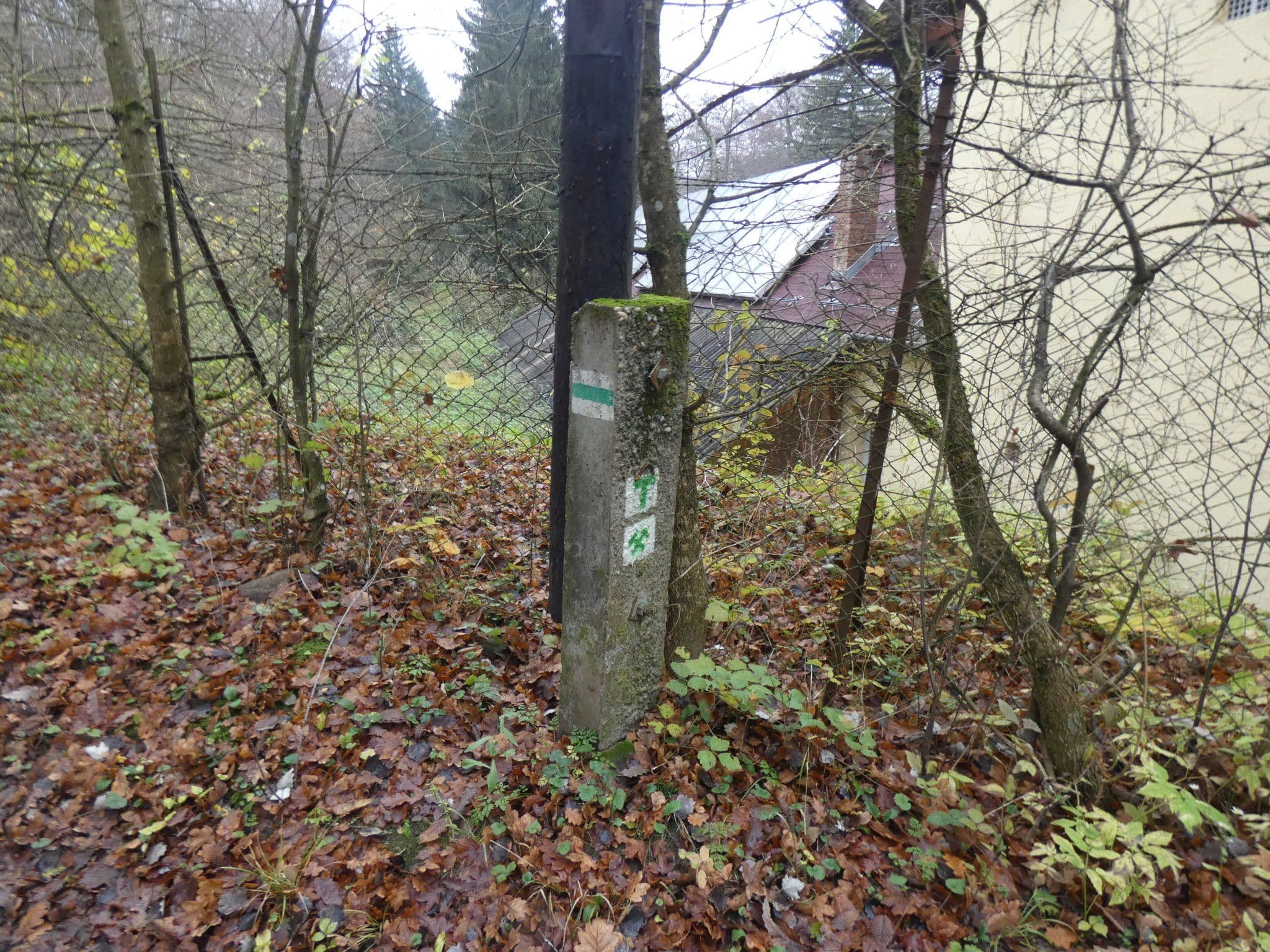 Street view near Kastélyhotel Turistaszálló, Nógrád — © utvonalfelmeresek (CC BY-SA · Mapillary)