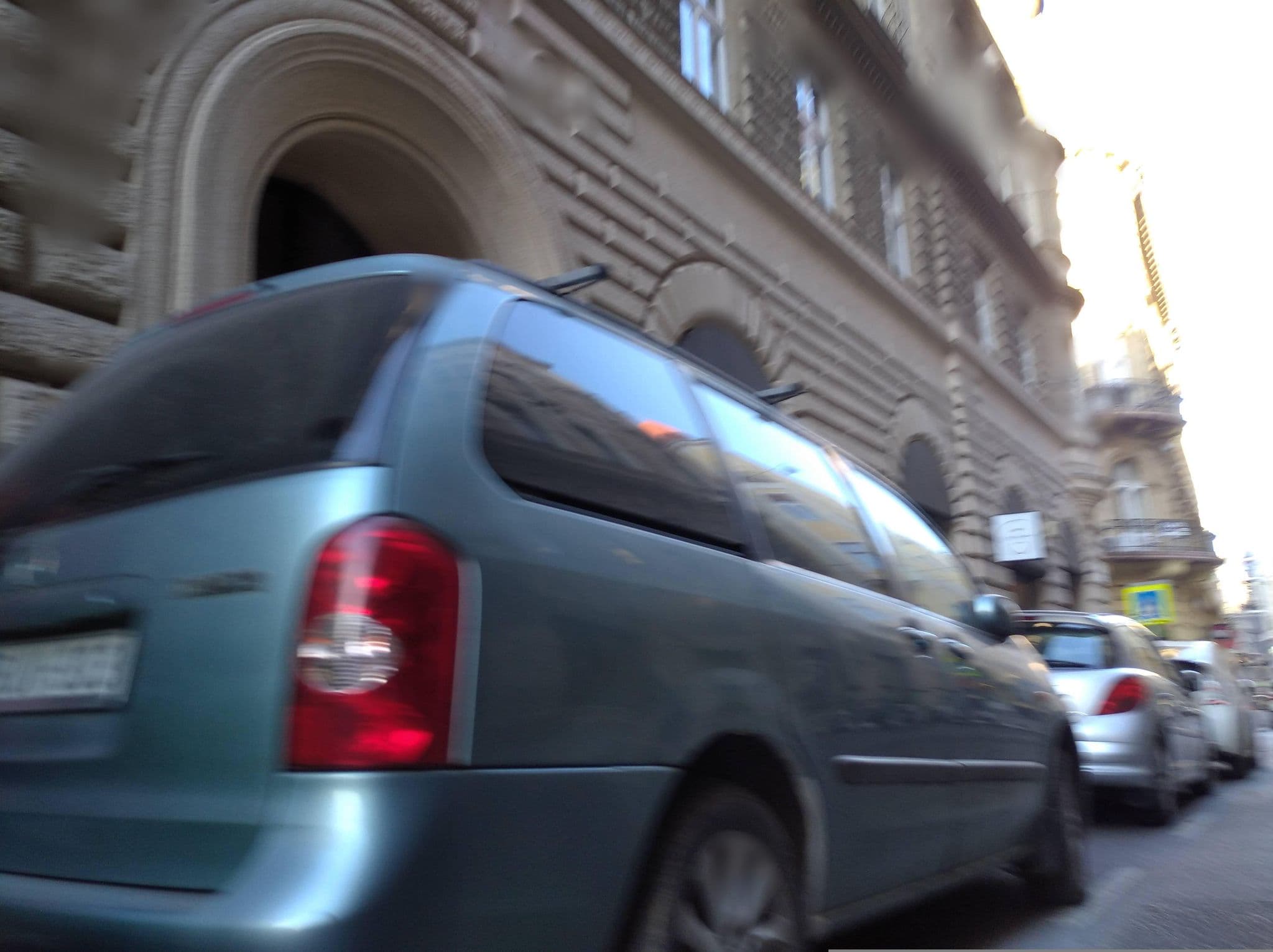 Street view near Krisco Apartments Downtown, Palotanegyed — © grozsa11 (CC BY-SA · Mapillary)