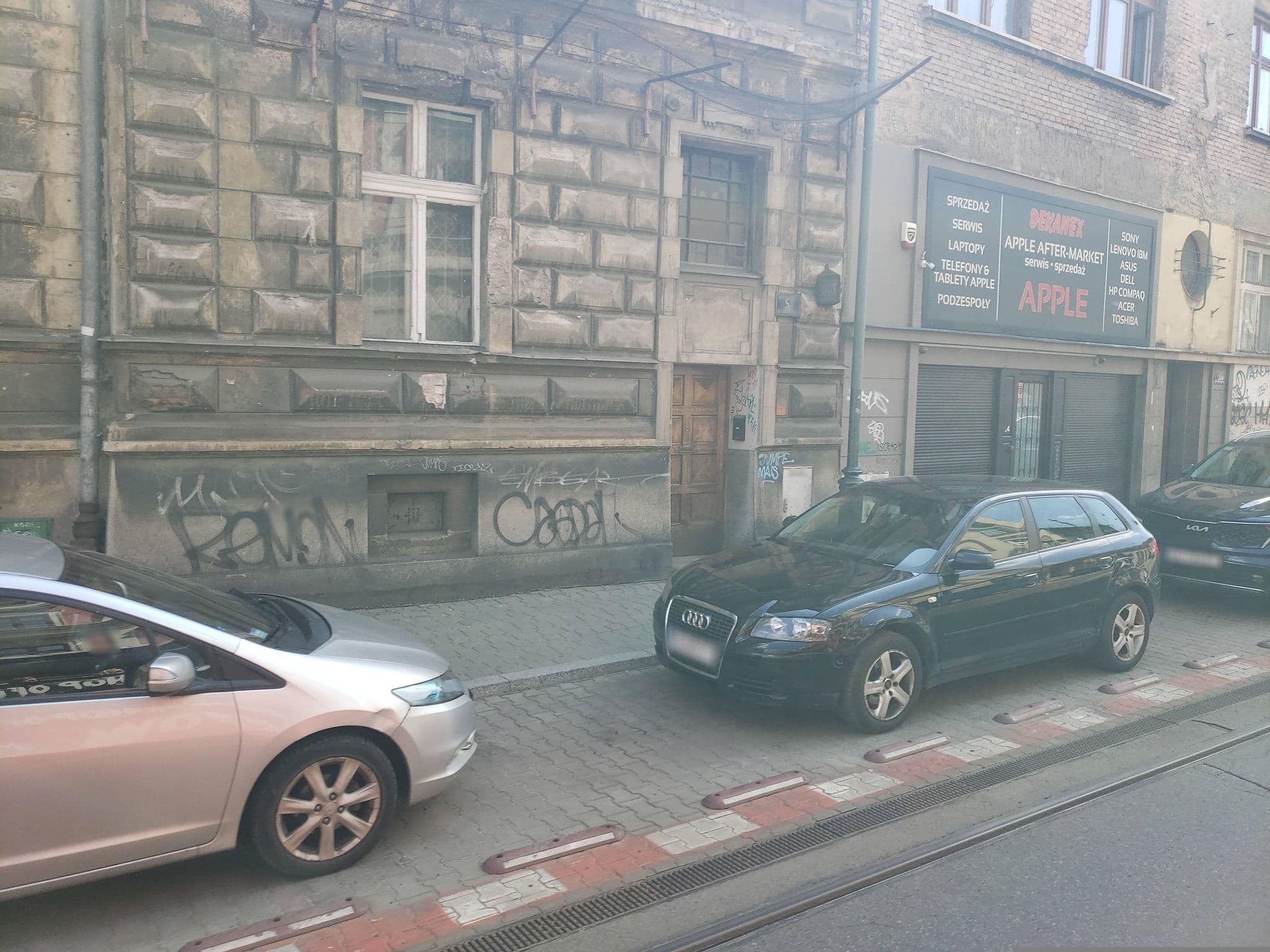 Street view near Appartementy Galeria, Kraków — © mapfool (CC BY-SA · Mapillary)