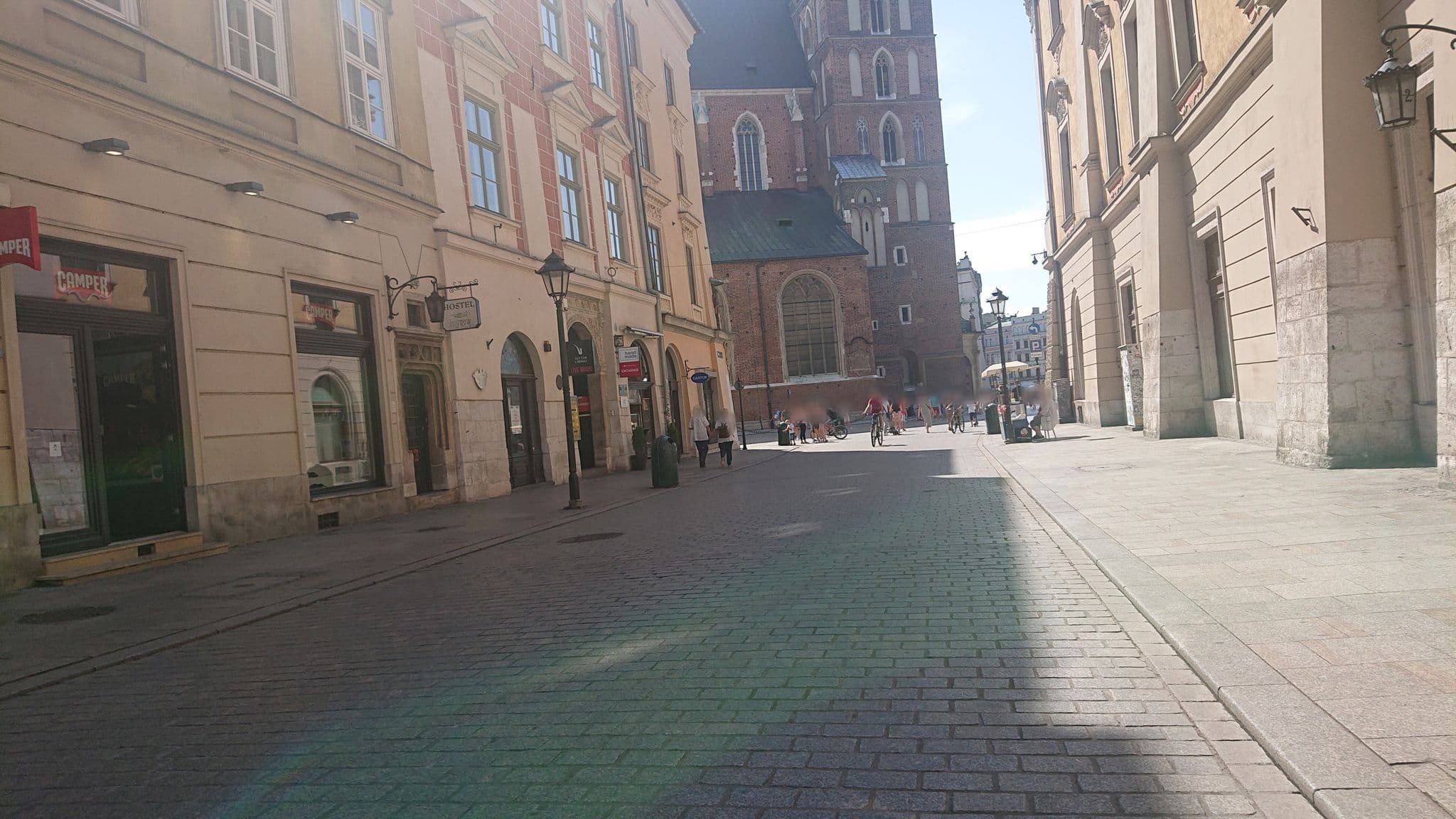 Street view near Heynow Hostel, Kraków — © and987 (CC BY-SA · Mapillary)