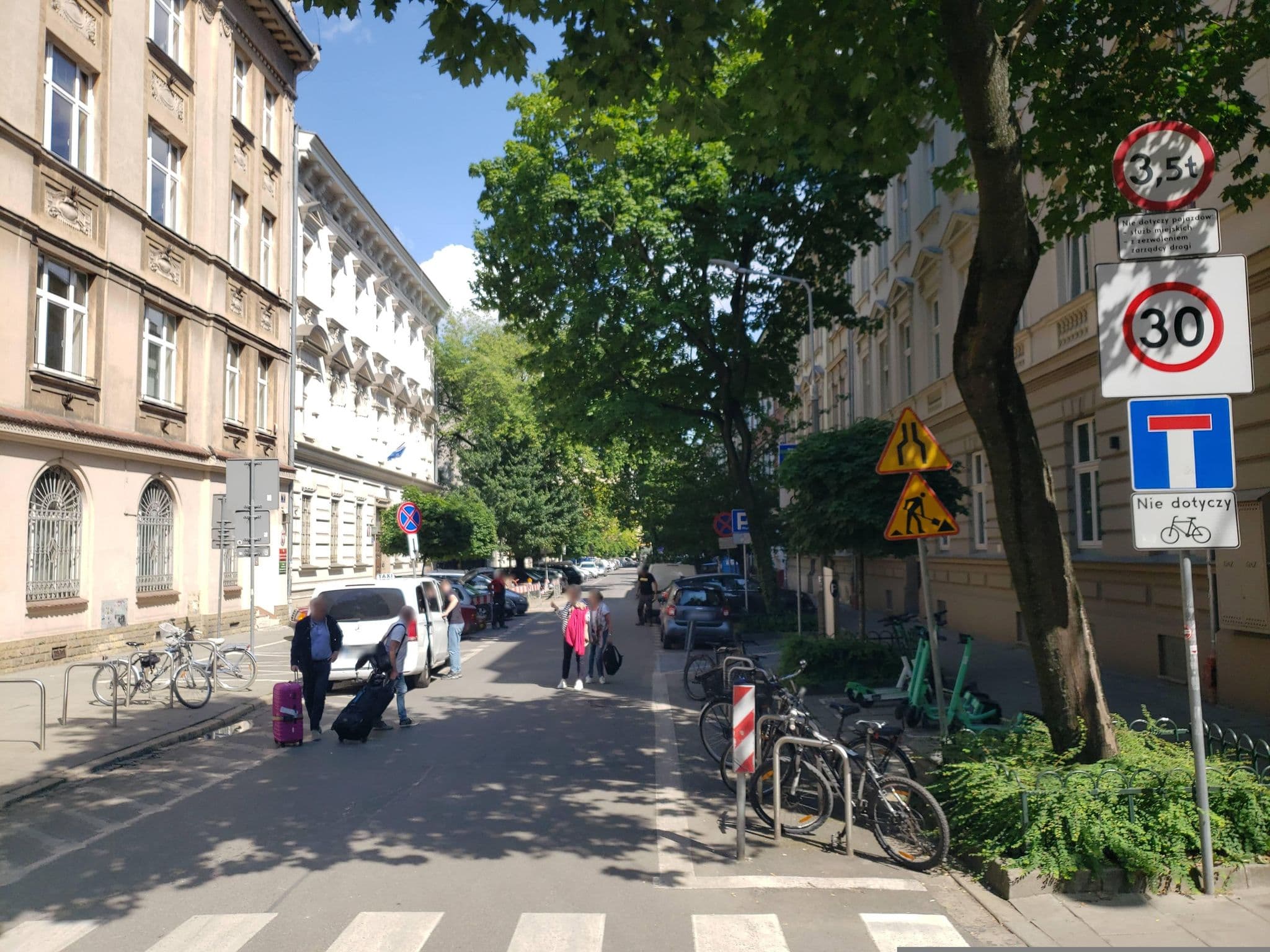 Street view near Pergamin Old Town Apartments, Kraków — © mapfool (CC BY-SA · Mapillary)