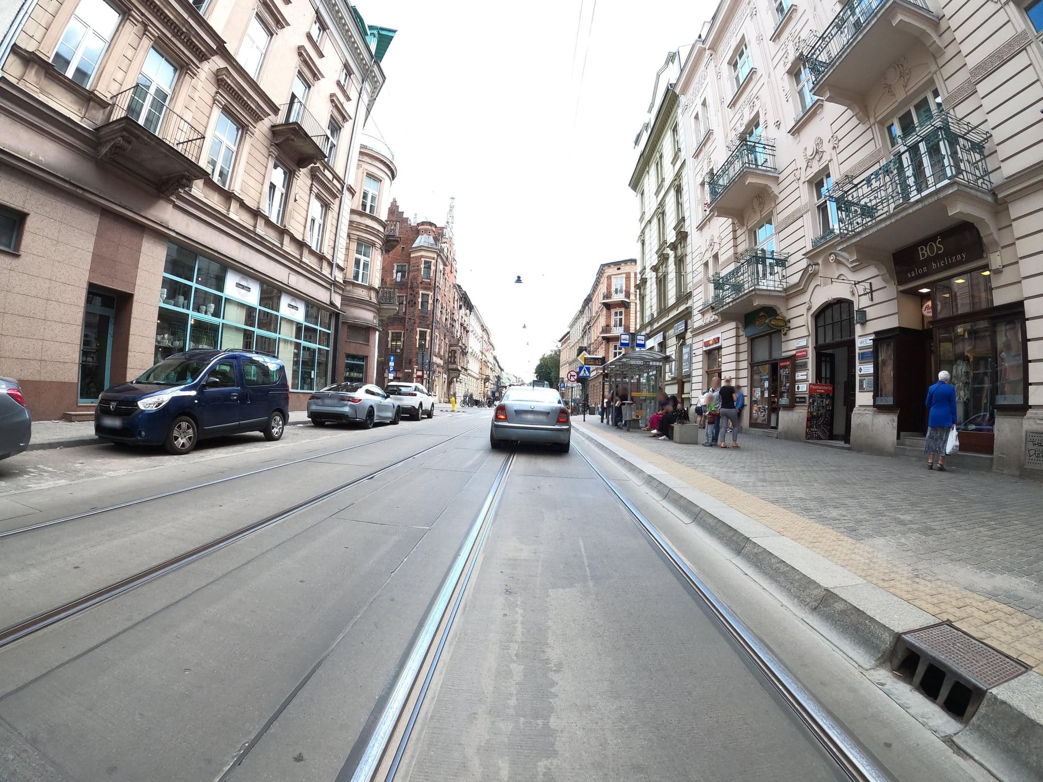 Street view near Apartament Michałow - kwatery prywatne w Krakowie, Kraków — © masterofnoroad (CC BY-SA · Mapillary)