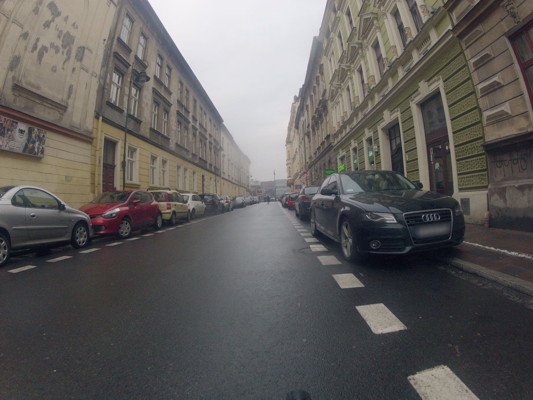 Street view near DaVinci Radziwiłłowska Apartments, Kraków — © ekeshkekesh (CC BY-SA · Mapillary)