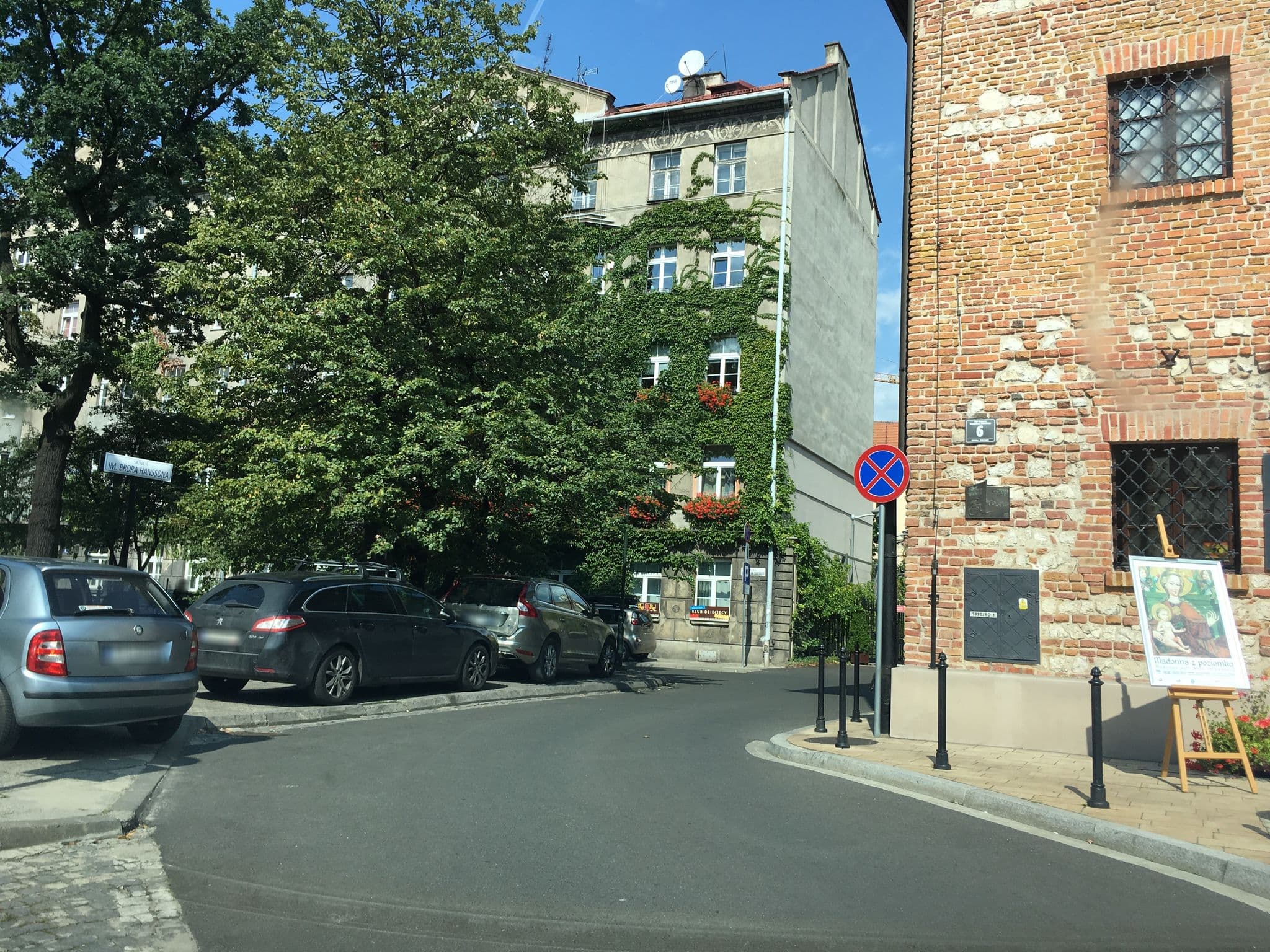 Street view near Cracow Best Location Apartment by Cozyplace, Kraków — © fundacja_geolife (CC BY-SA · Mapillary)