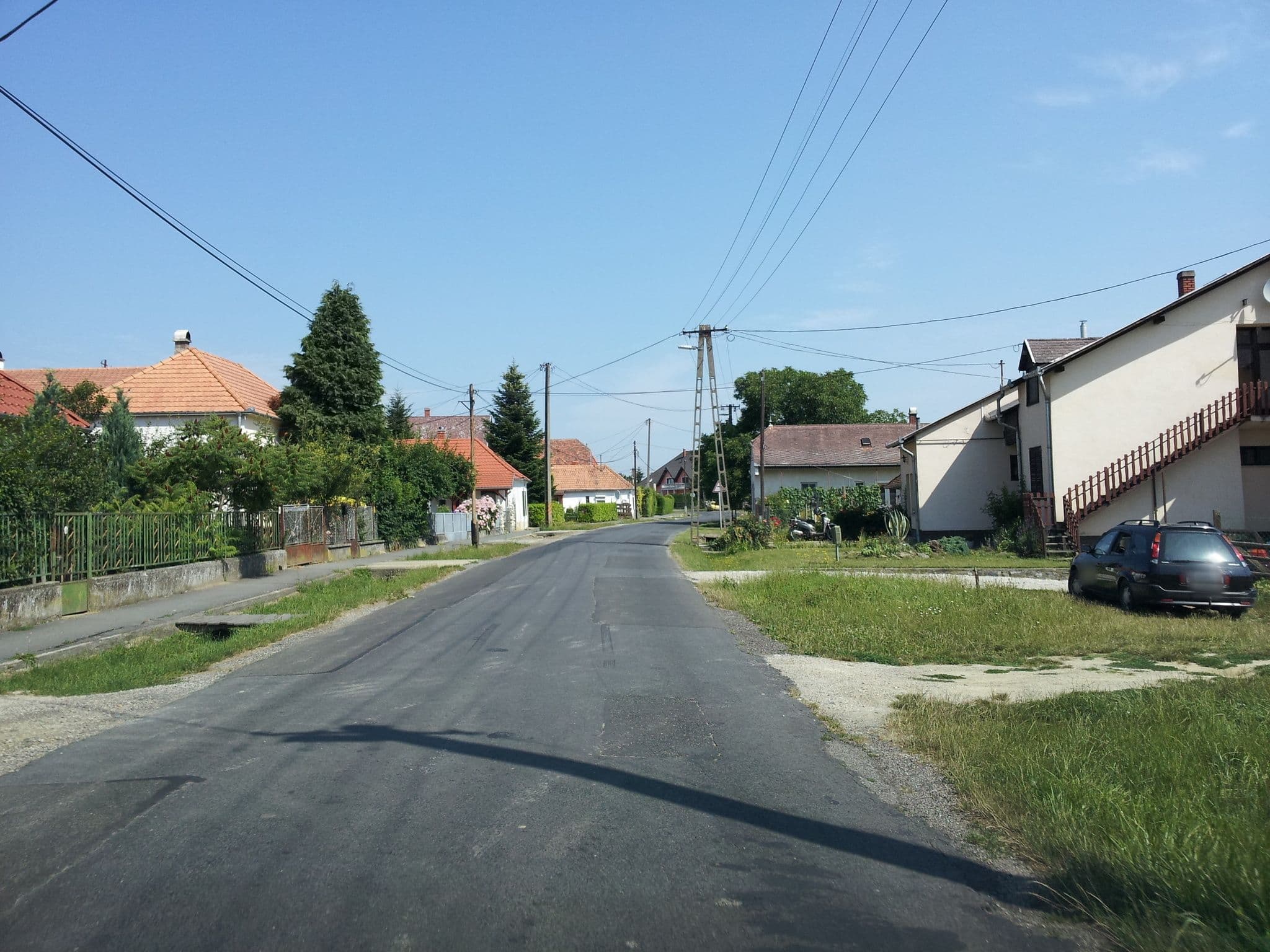 Street view near Barátságos faházak, Hévíz — © kolesajr (CC BY-SA · Mapillary)