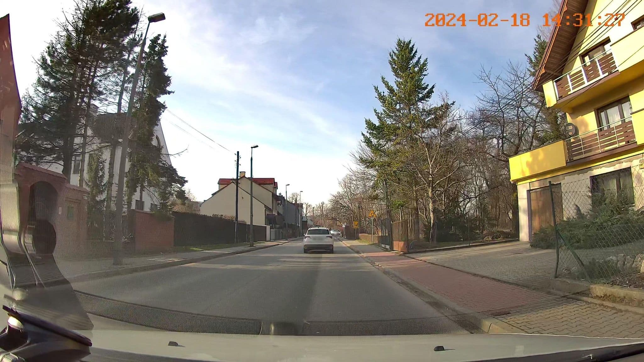 Street view near Station Apartahotel, Rząska — © jswk (CC BY-SA · Mapillary)