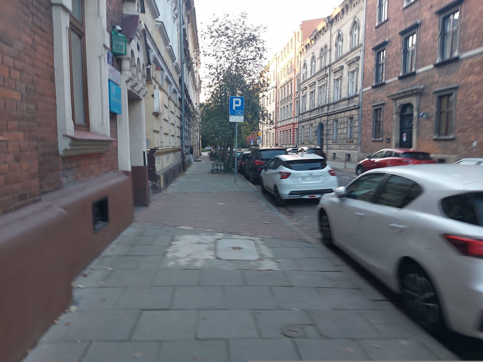 Street view near Hotele Górskie Sp. z o.o. i Wspólnicy Sp.k, Kraków — © Blackkness_7 (CC BY-SA · Mapillary)