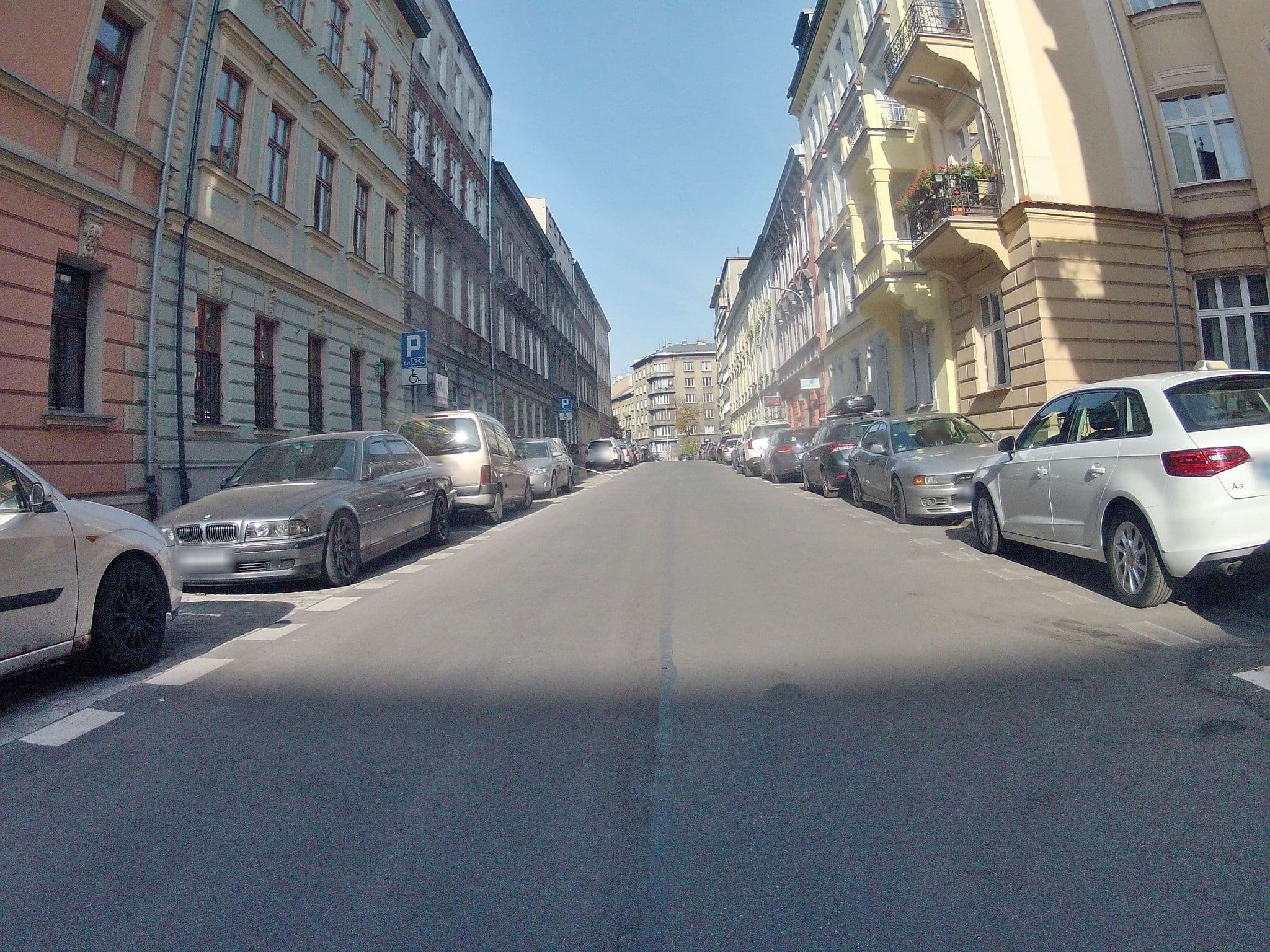 Street view near Seventh Heaven Hostel, Kraków — © ekeshkekesh (CC BY-SA · Mapillary)