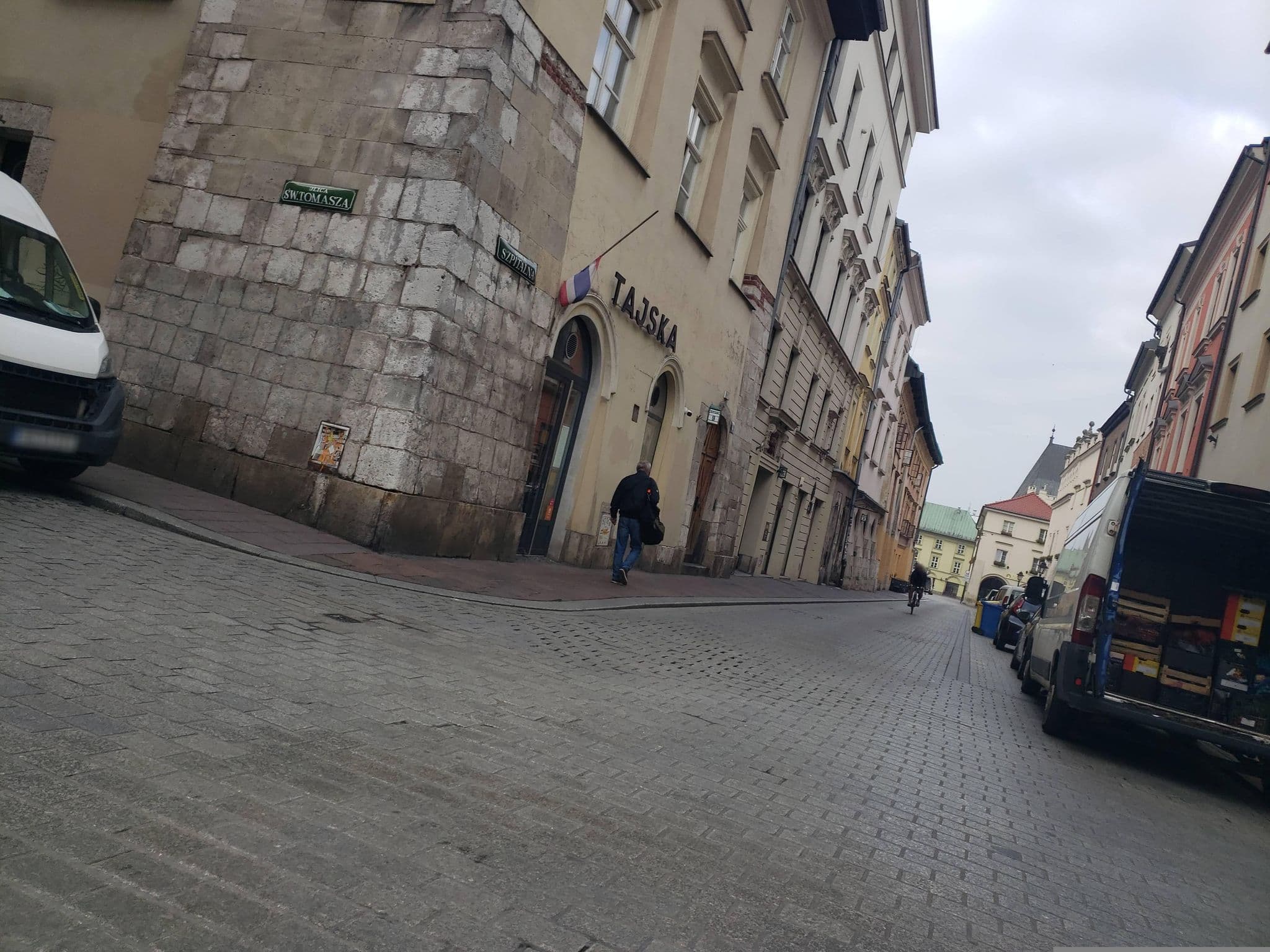 Street view near Apartament Caffe Italia - na weekend w Krakowie, Kraków — © mapfool (CC BY-SA · Mapillary)