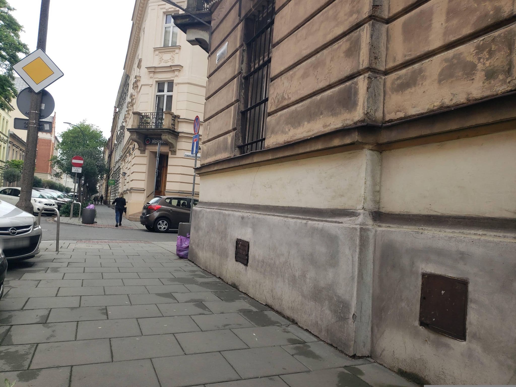 Street view near Football Corner Hostel, Kraków — © mapfool (CC BY-SA · Mapillary)