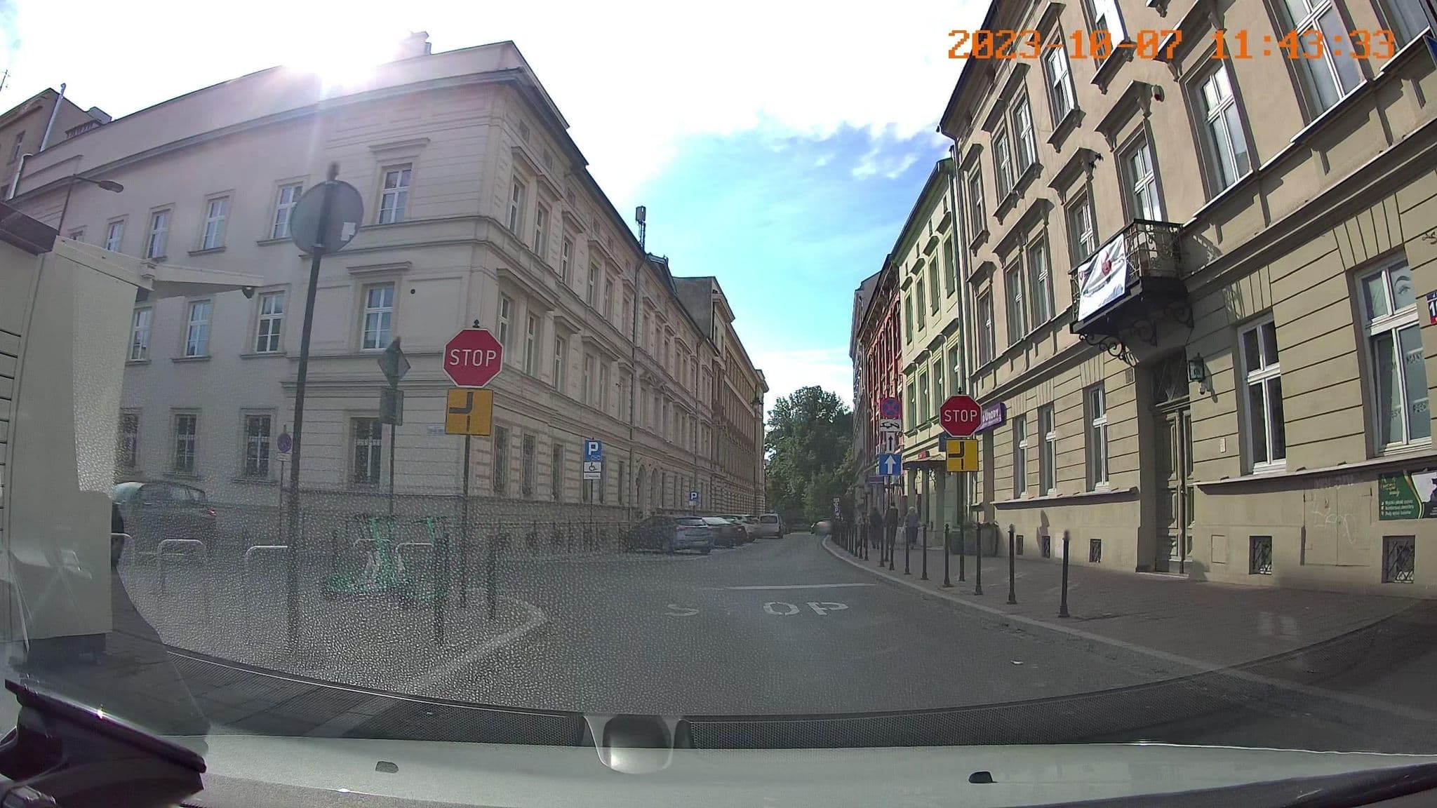 Street view near Barbakan Residence Old Town, Kraków — © jswk (CC BY-SA · Mapillary)