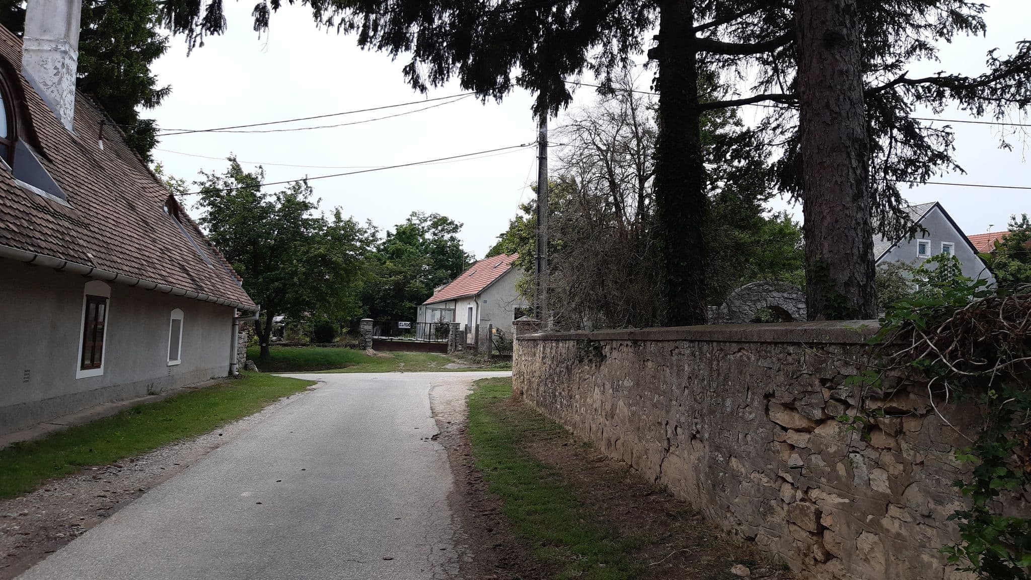 Street view near Gádor tábor, Balatonfüred — © vasony (CC BY-SA · Mapillary)