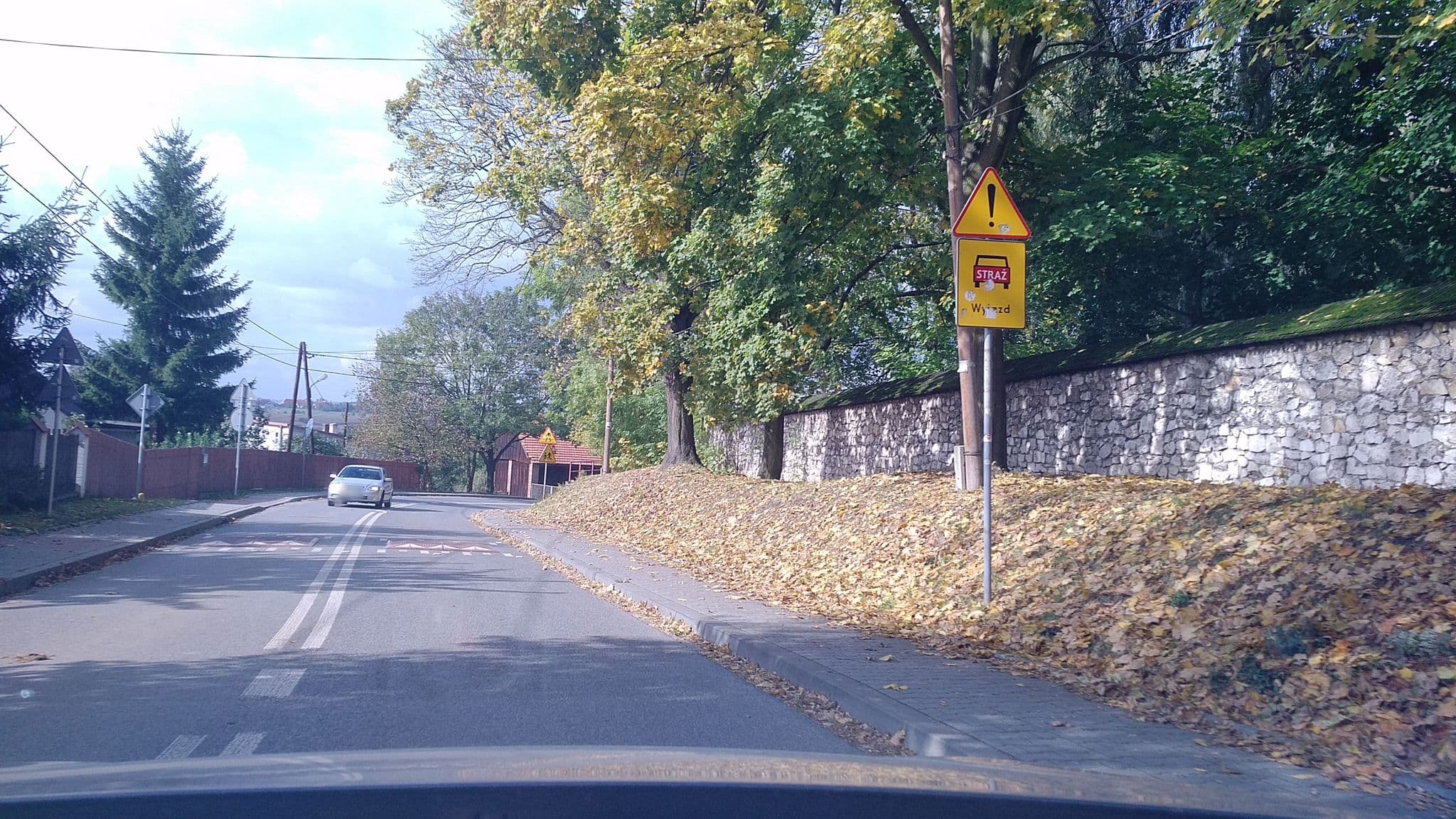 Street view near Tomaszowice Manor, Modlnica — © quido (CC BY-SA · Mapillary)