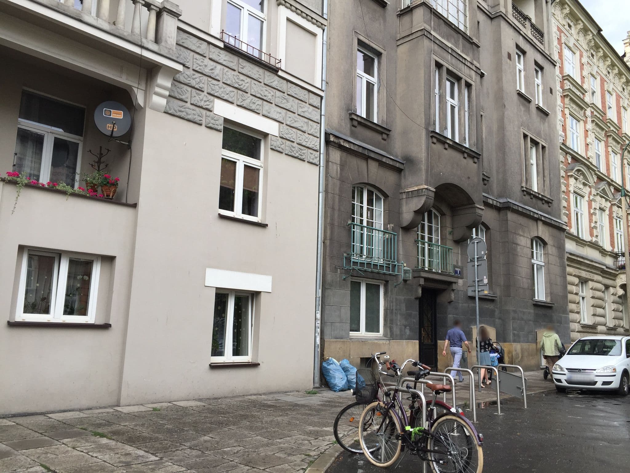 Street view near yourplace.pl, Kraków — © richlv (CC BY-SA · Mapillary)
