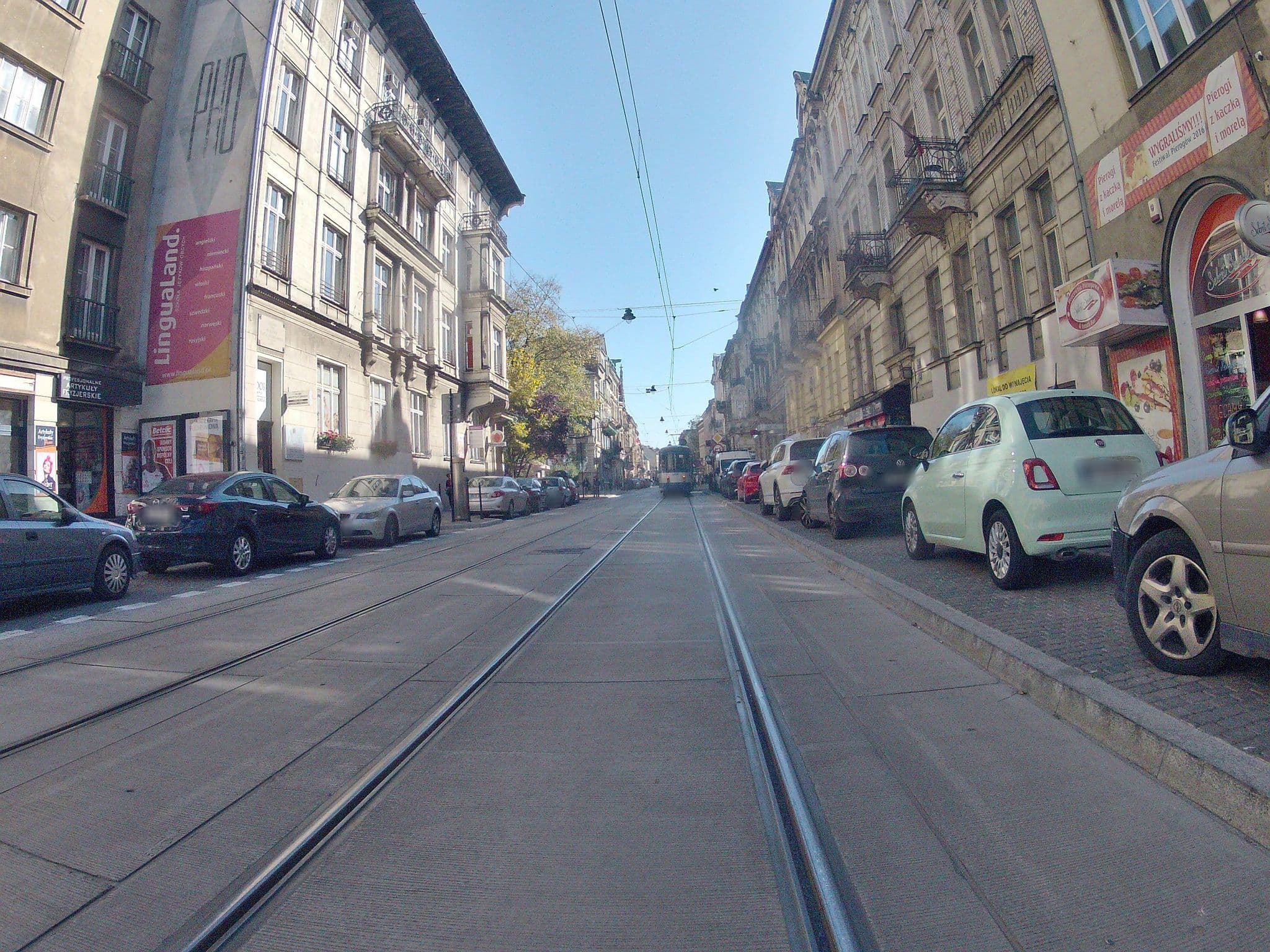 Street view near Apartamenty Antos, Kraków — © ekeshkekesh (CC BY-SA · Mapillary)