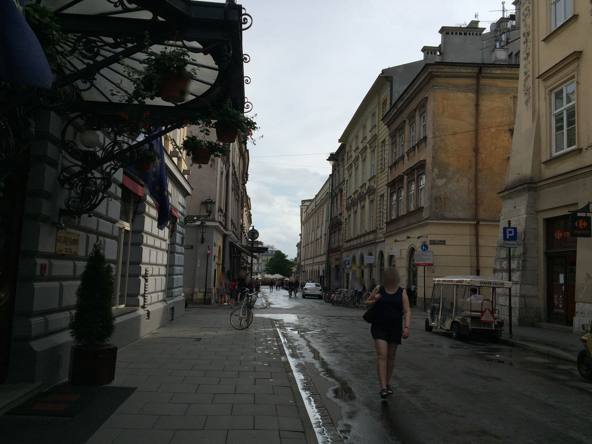 Street view near Versace Cafe Grand Hotel, Kraków — © richlv (CC BY-SA · Mapillary)