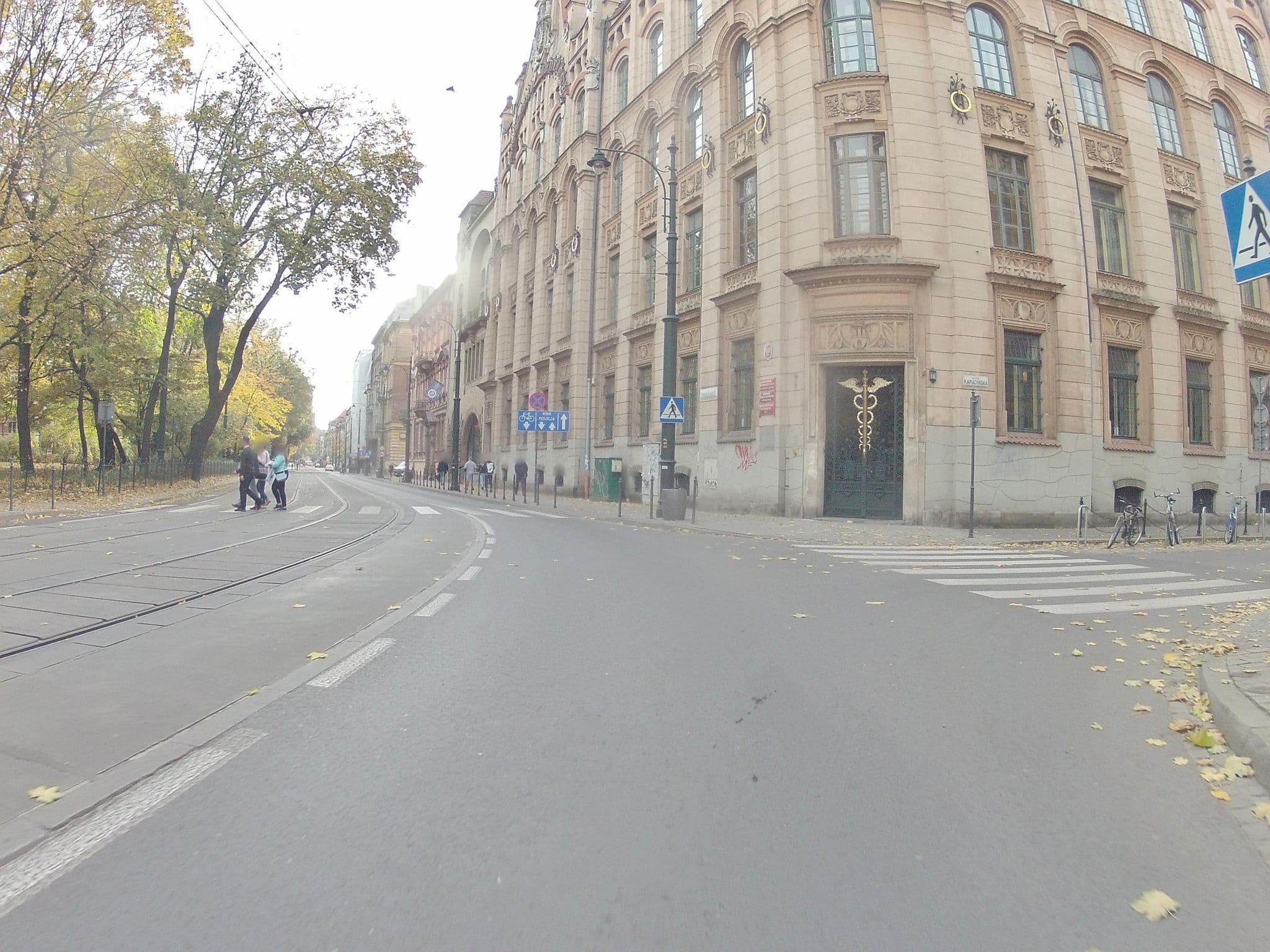 Street view near Flamingo Doubles, Kraków — © ekeshkekesh (CC BY-SA · Mapillary)