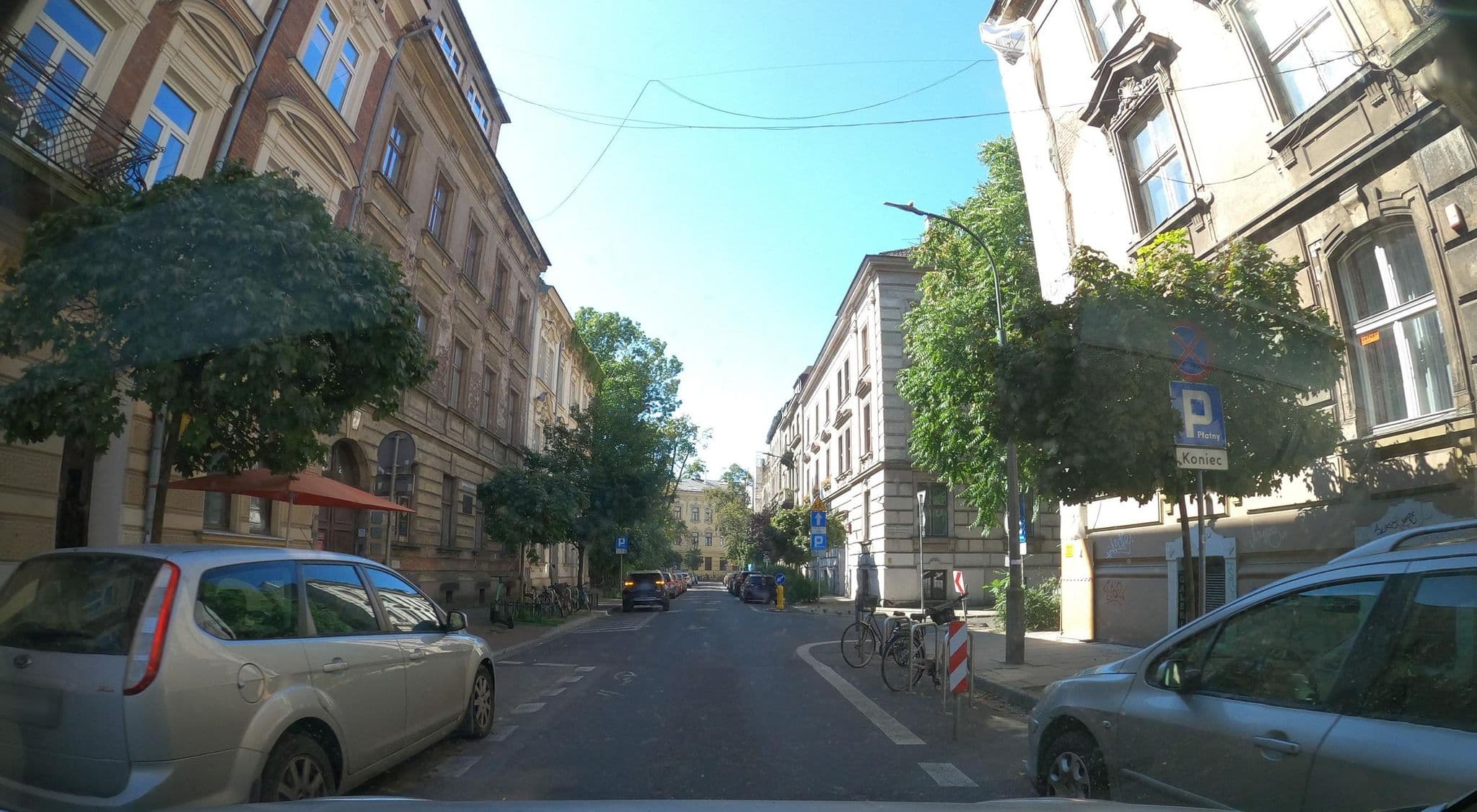 Street view near Termy Szaflary Sp. z o.o., Kraków — © masterofnoroad (CC BY-SA · Mapillary)