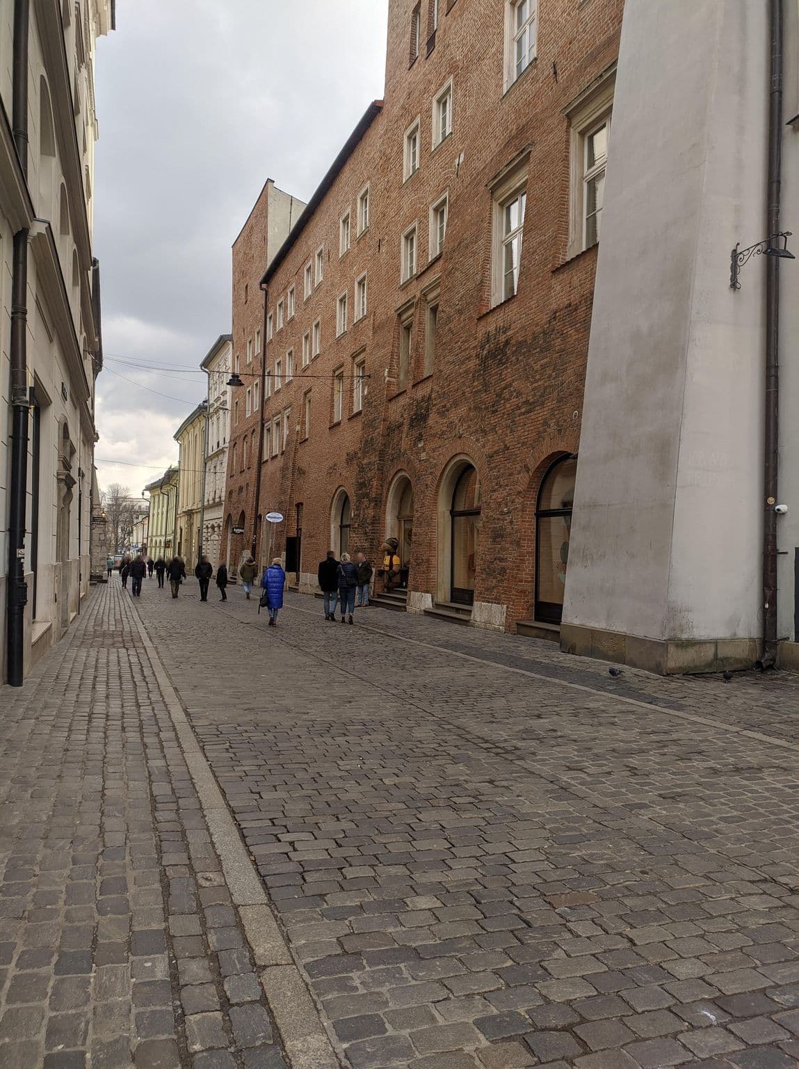 Street view near Breakfast @ Hotel Saski by Hilton, Kraków — © fantoment (CC BY-SA · Mapillary)