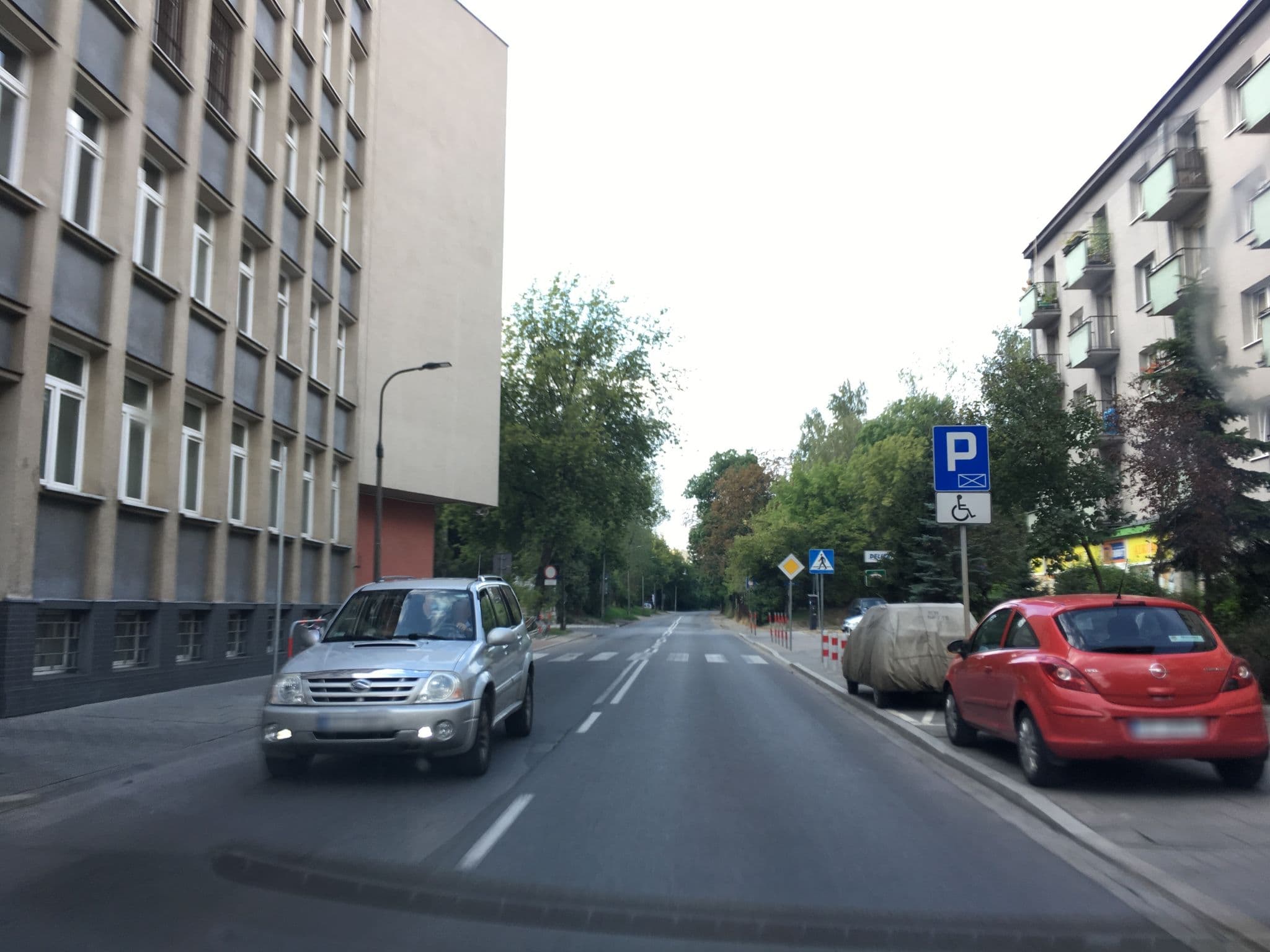 Street view near Apartamenty 24 Navisub, Kraków — © fundacja_geolife (CC BY-SA · Mapillary)