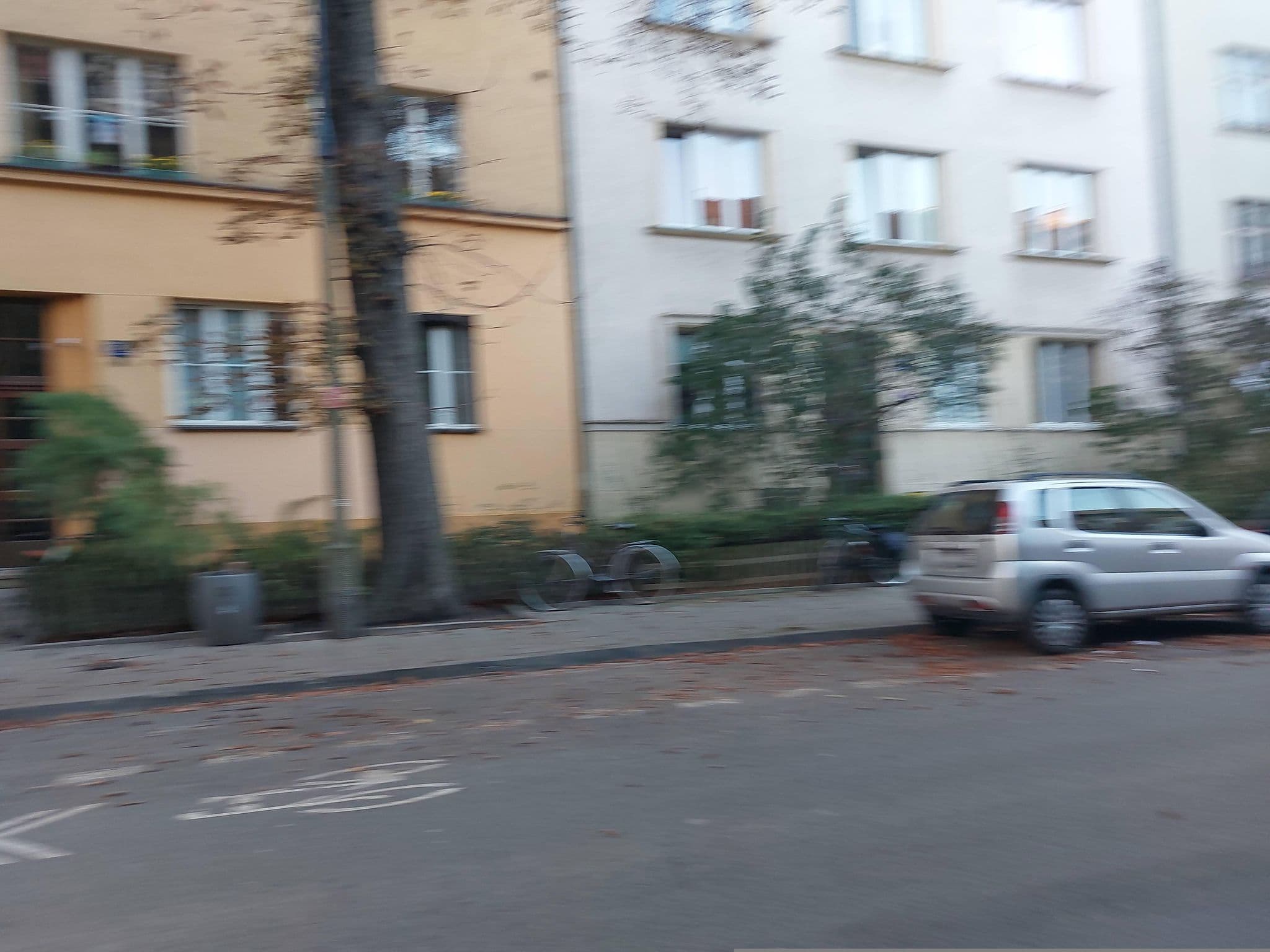 Street view near Studio Verona - Noclegi W Krakowie, Kraków — © Blackkness_7 (CC BY-SA · Mapillary)