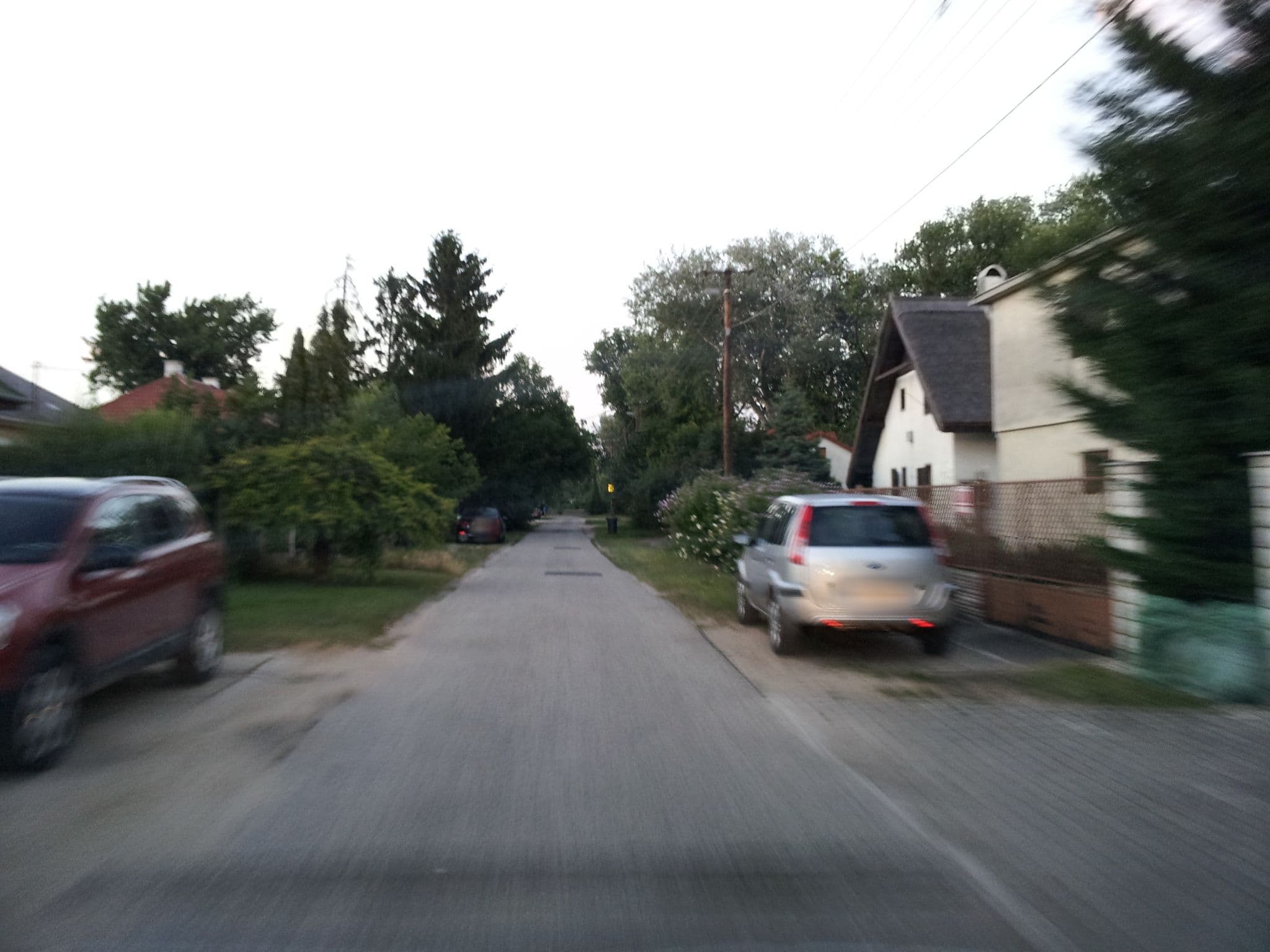 Street view near Li-Villa, Balatonalmádi — © kolesajr (CC BY-SA · Mapillary)